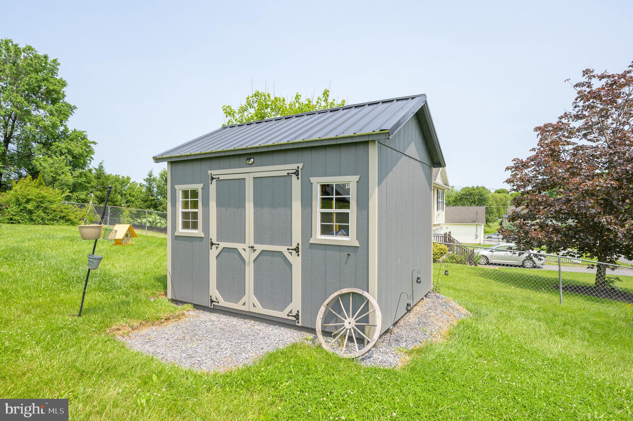 PIKESIDE MEADOWS - Residential