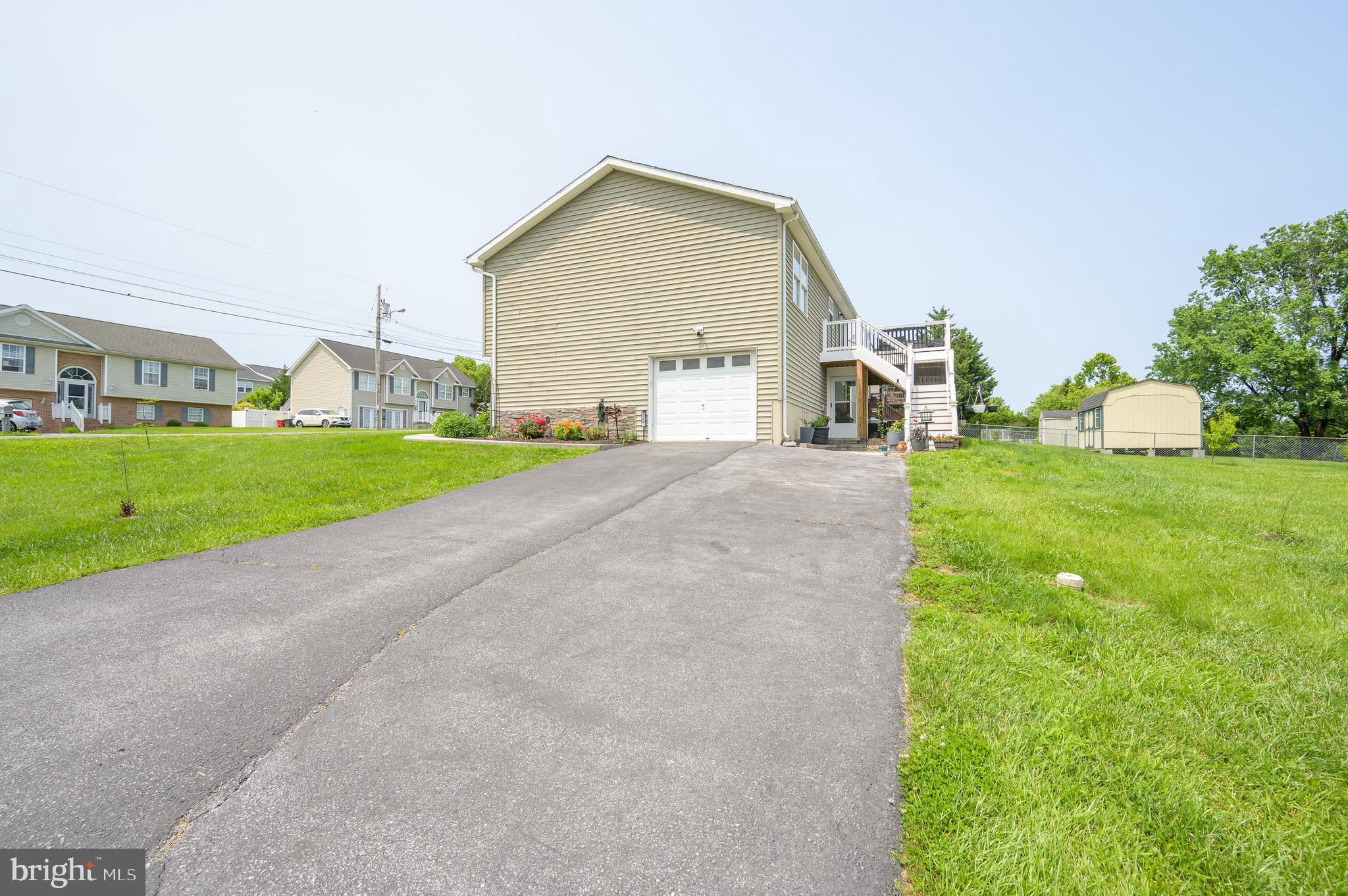 PIKESIDE MEADOWS - Residential