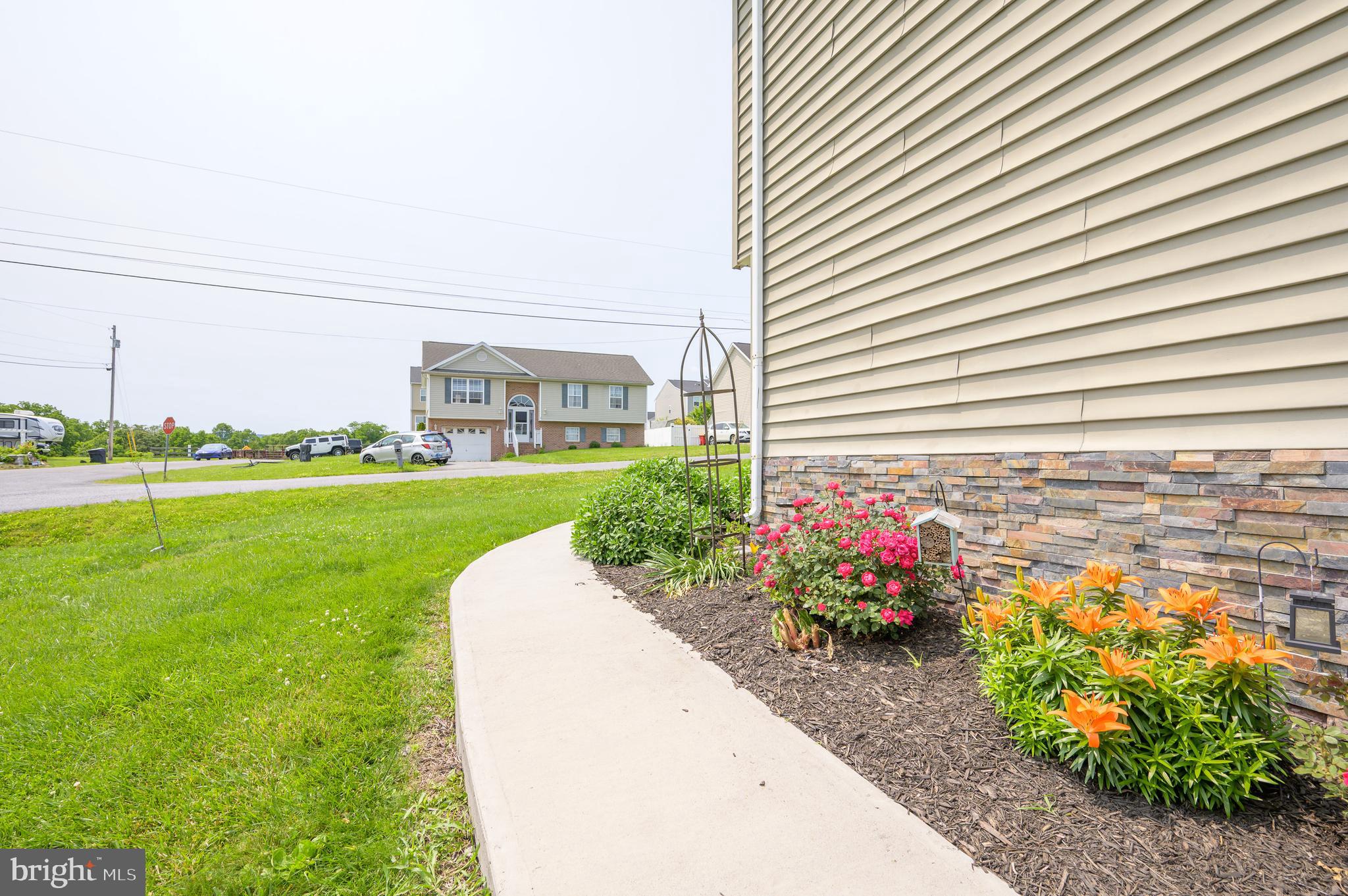 PIKESIDE MEADOWS - Residential