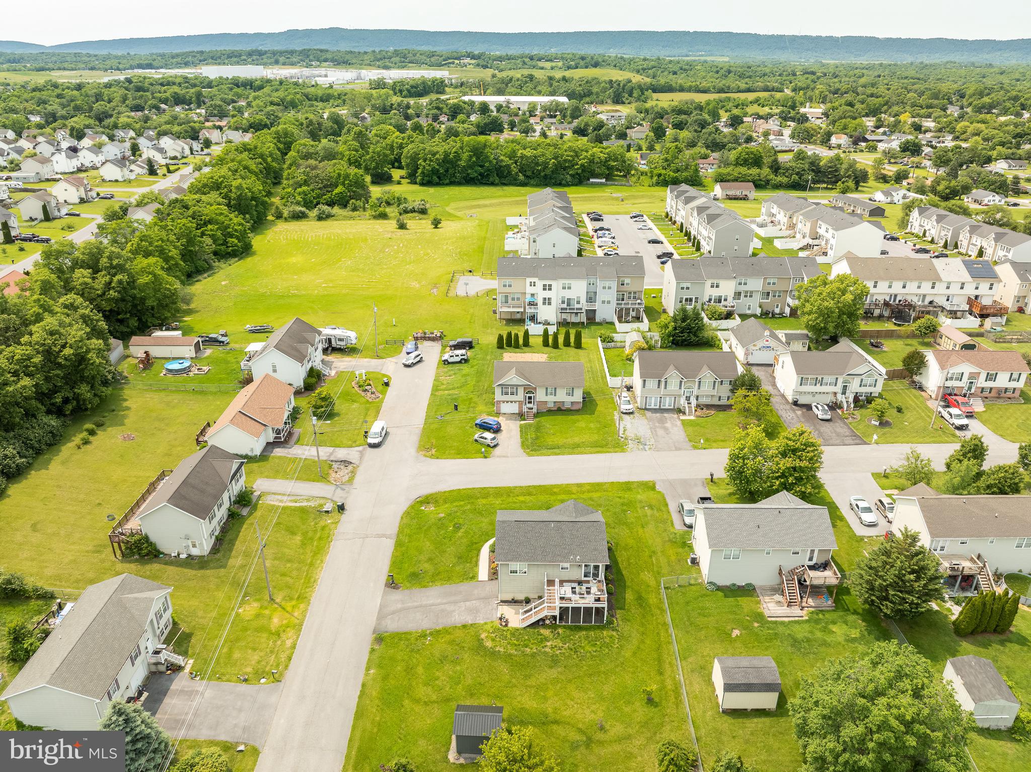 PIKESIDE MEADOWS - Residential