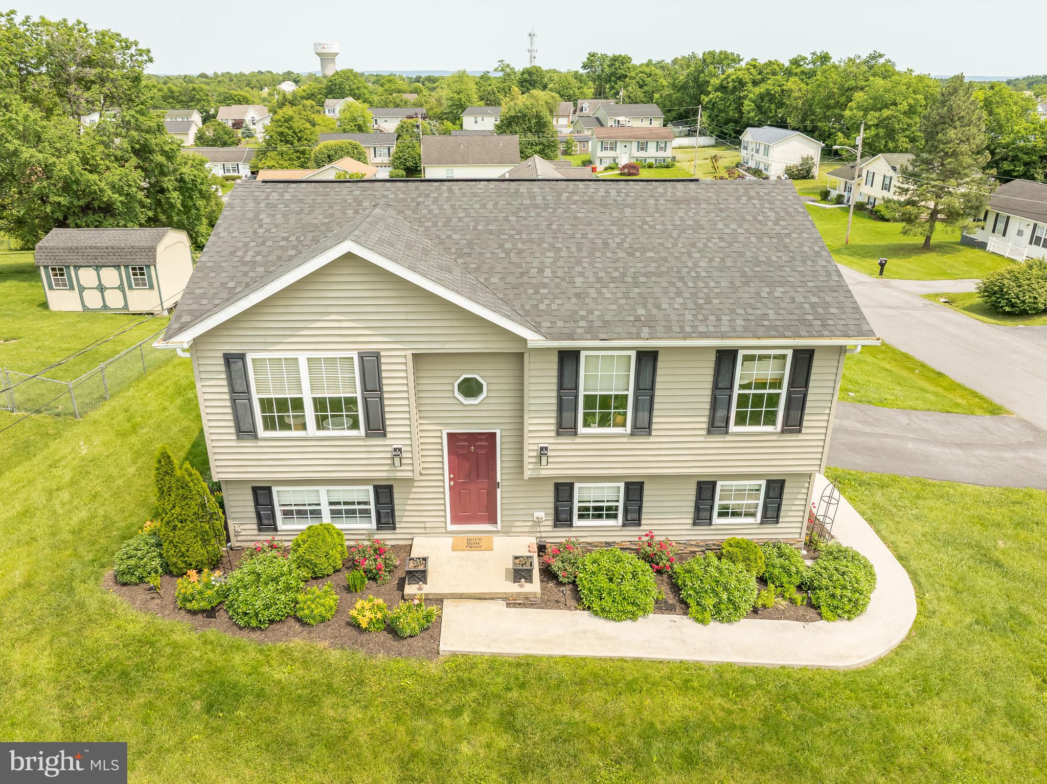 PIKESIDE MEADOWS - Residential