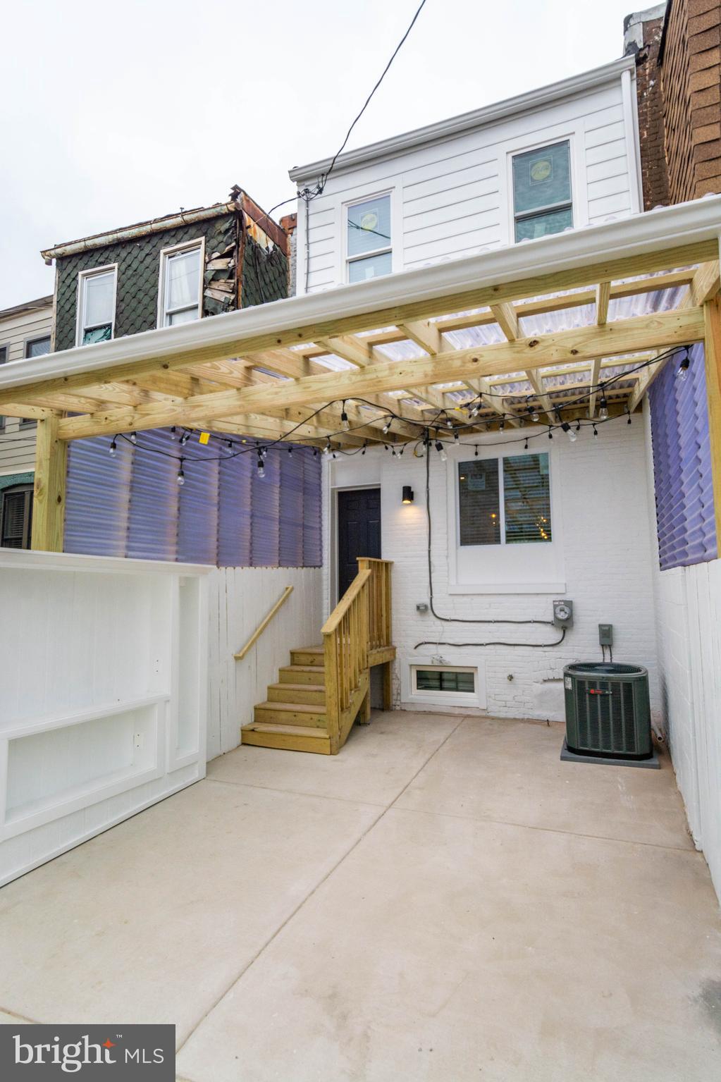 JOHNS HOPKINS - Residential