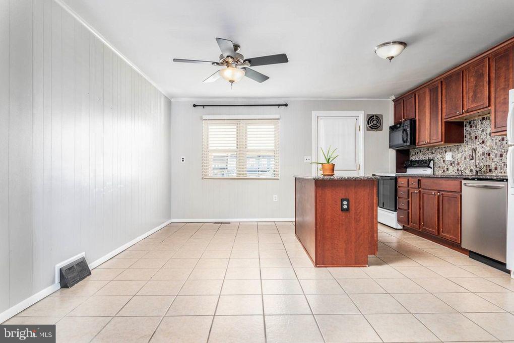 CONSHOHOCKEN - Residential Lease