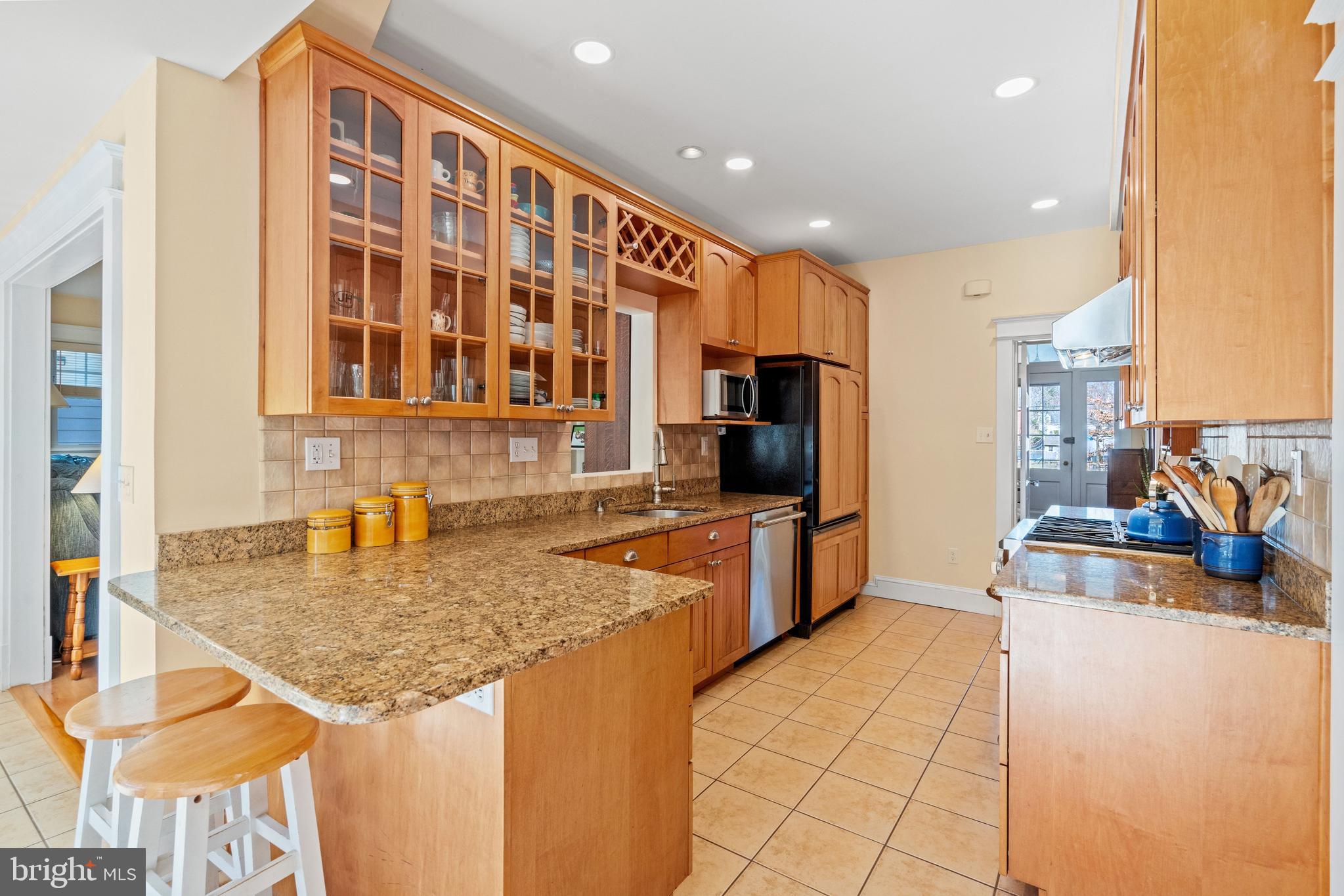 OAKMONT - Residential