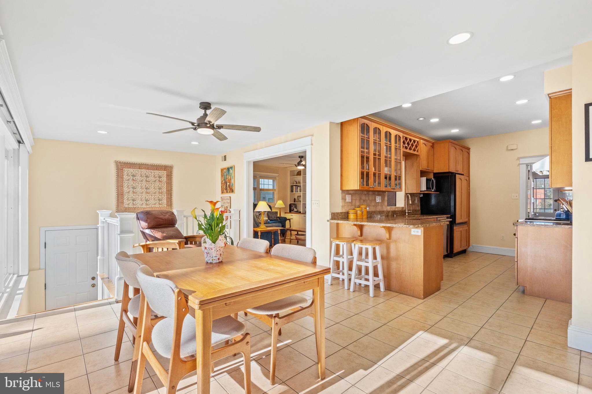 OAKMONT - Residential