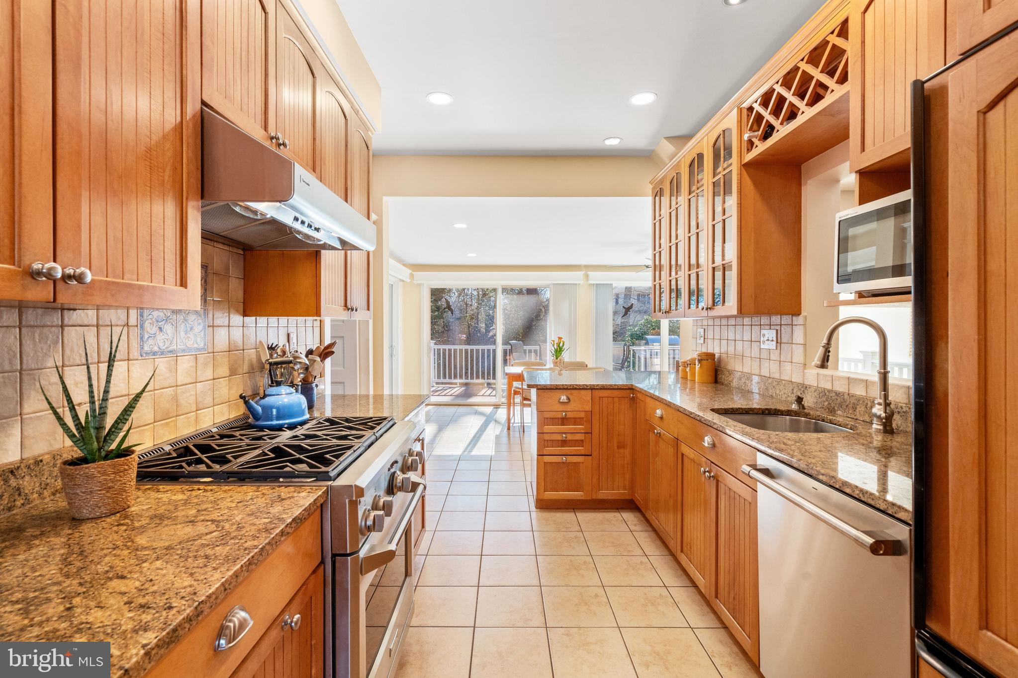 OAKMONT - Residential