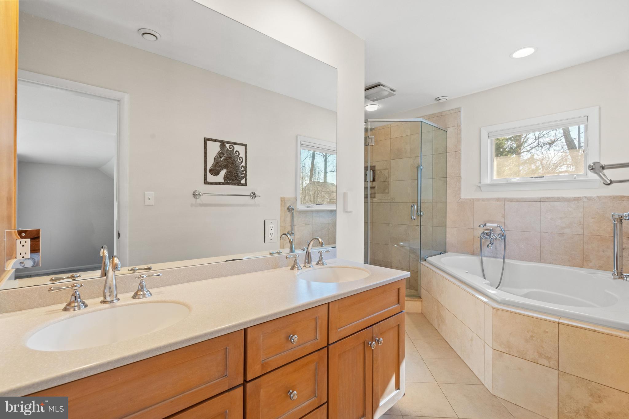 OAKMONT - Residential