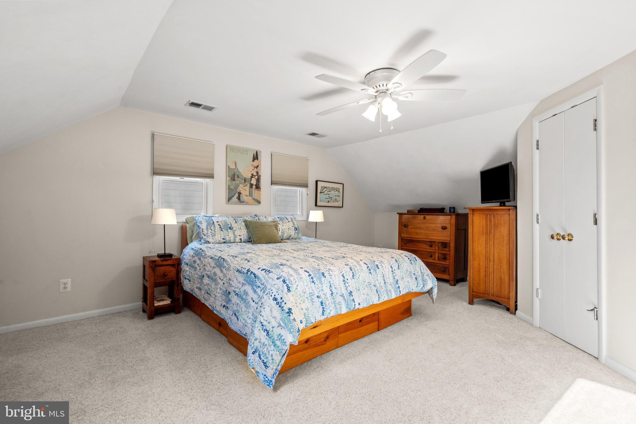 OAKMONT - Residential