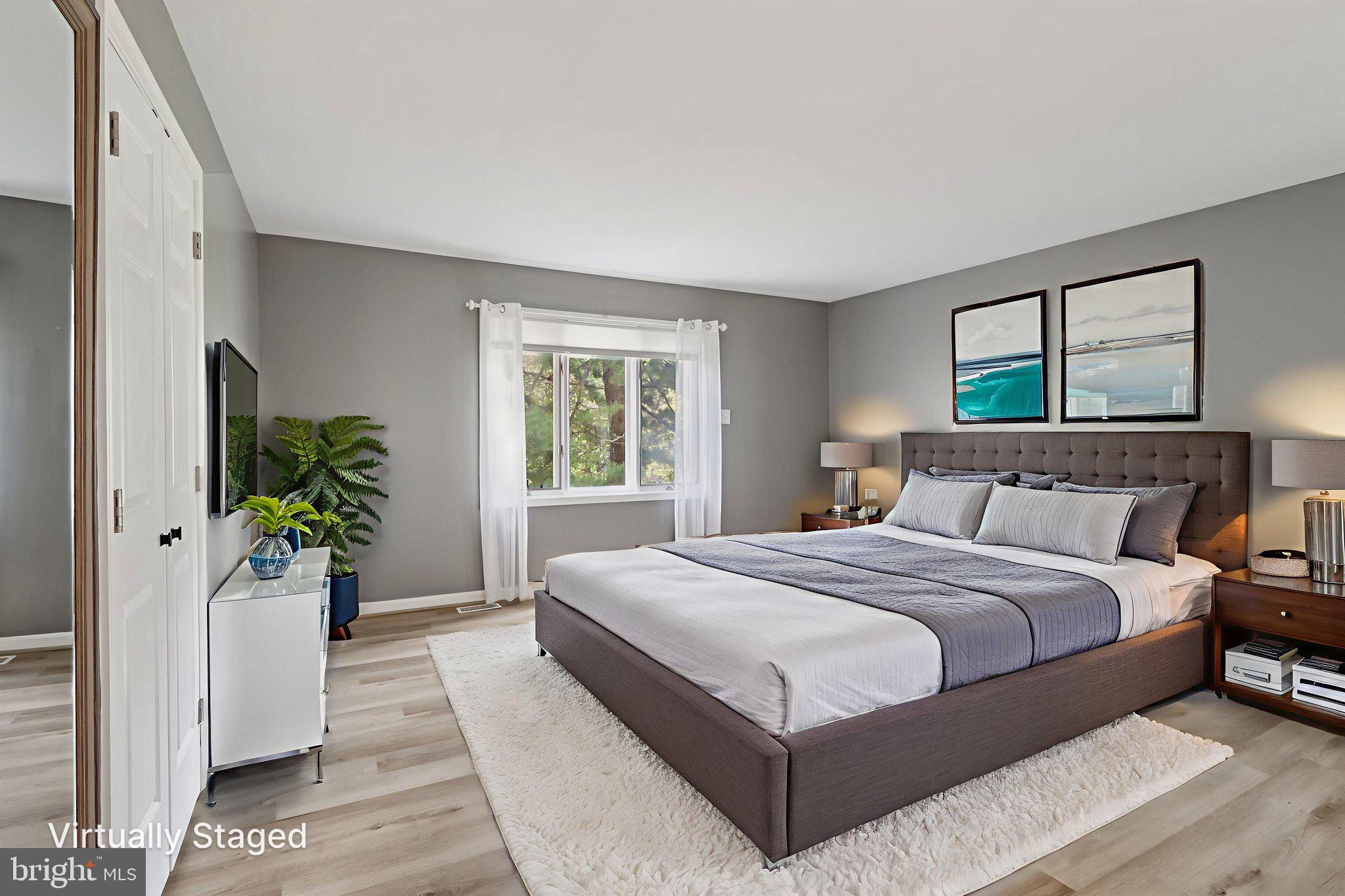 SPRING OAK ESTS - Residential