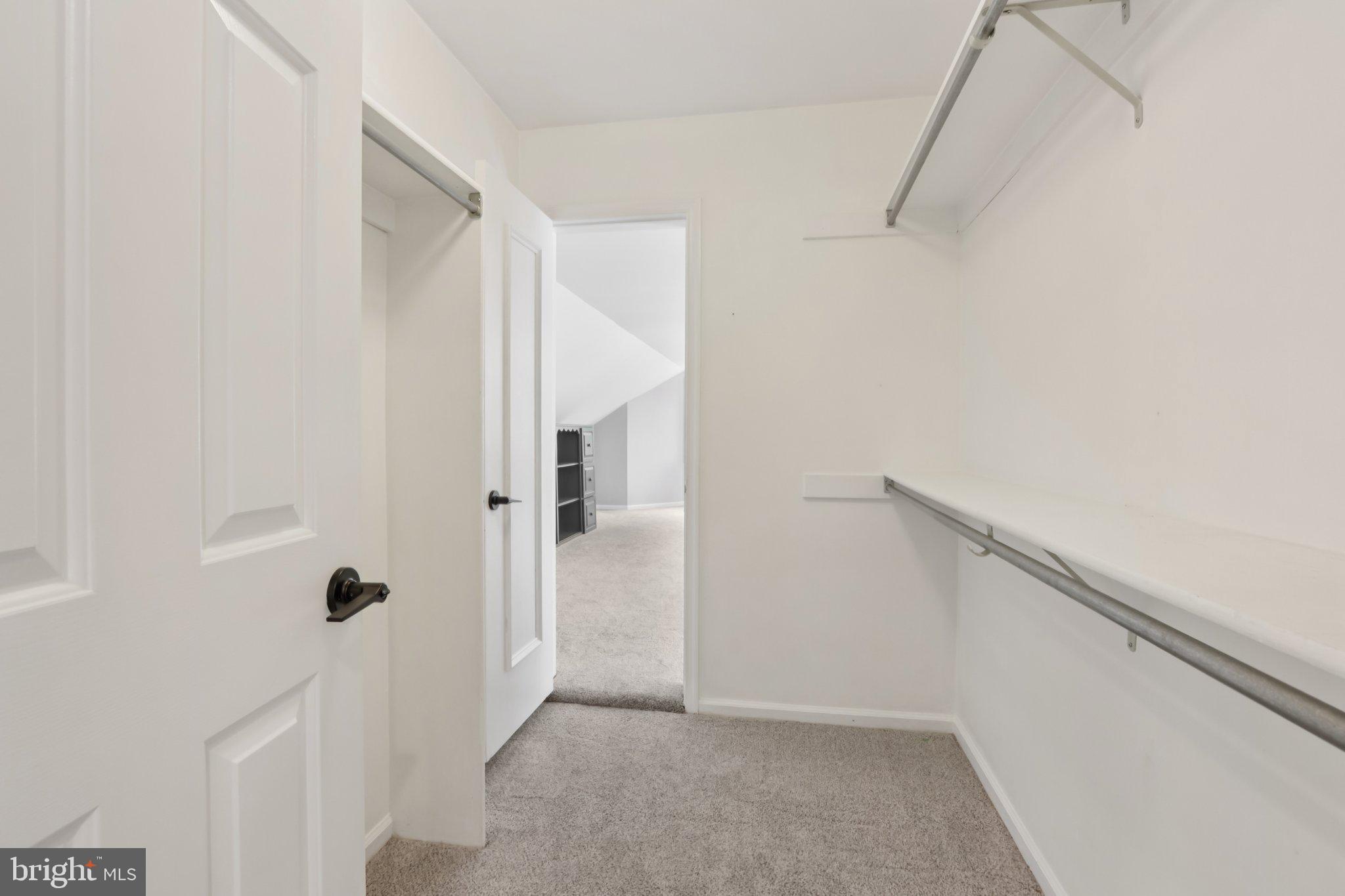 SPRING OAK ESTS - Residential