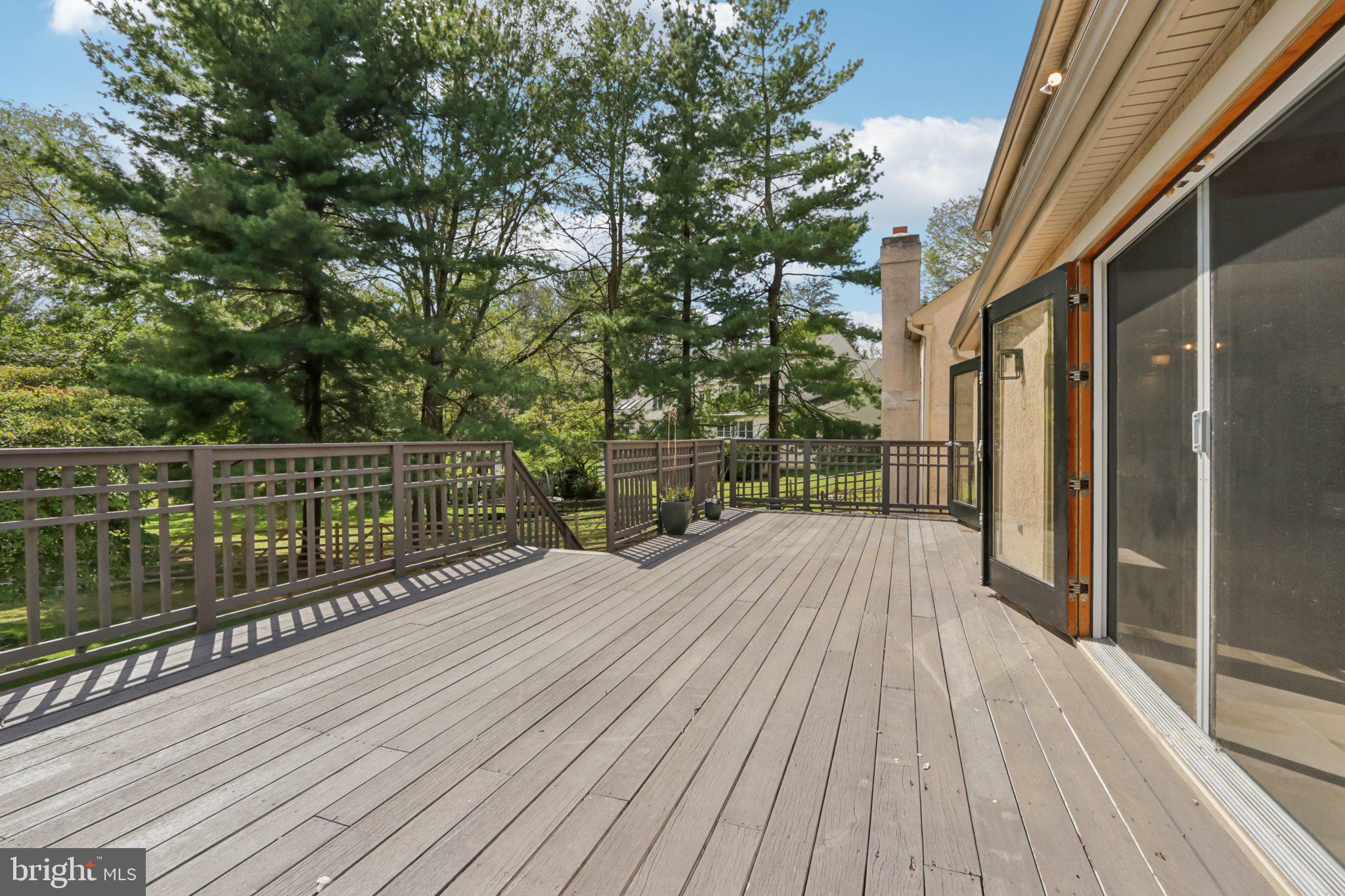 SPRING OAK ESTS - Residential