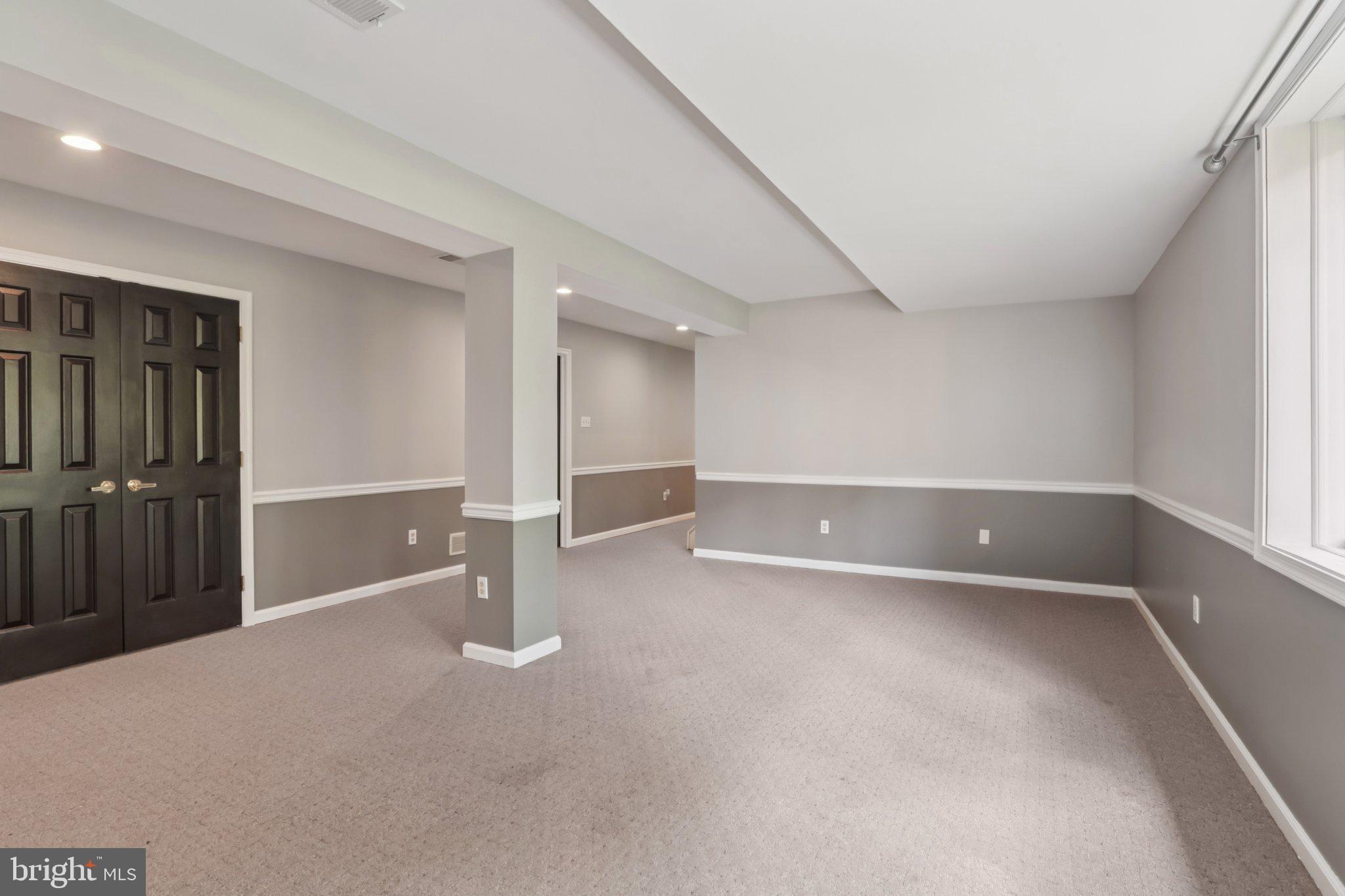 SPRING OAK ESTS - Residential