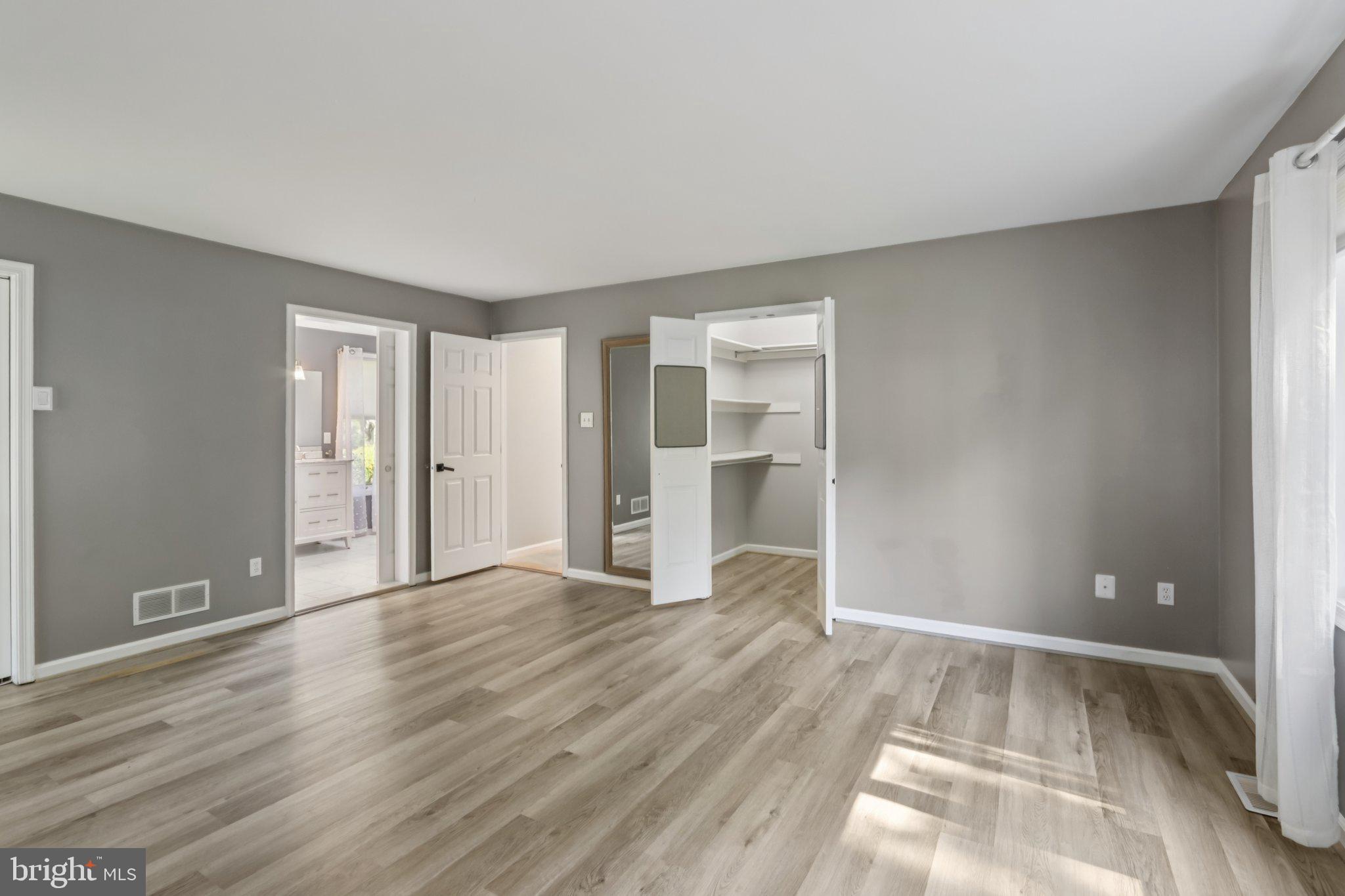 SPRING OAK ESTS - Residential