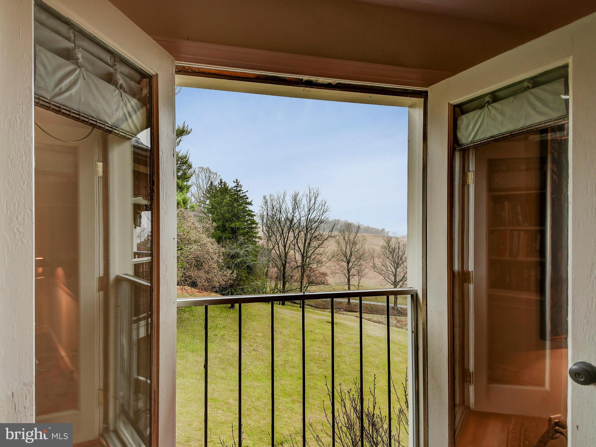 ROLAND PARK - Residential