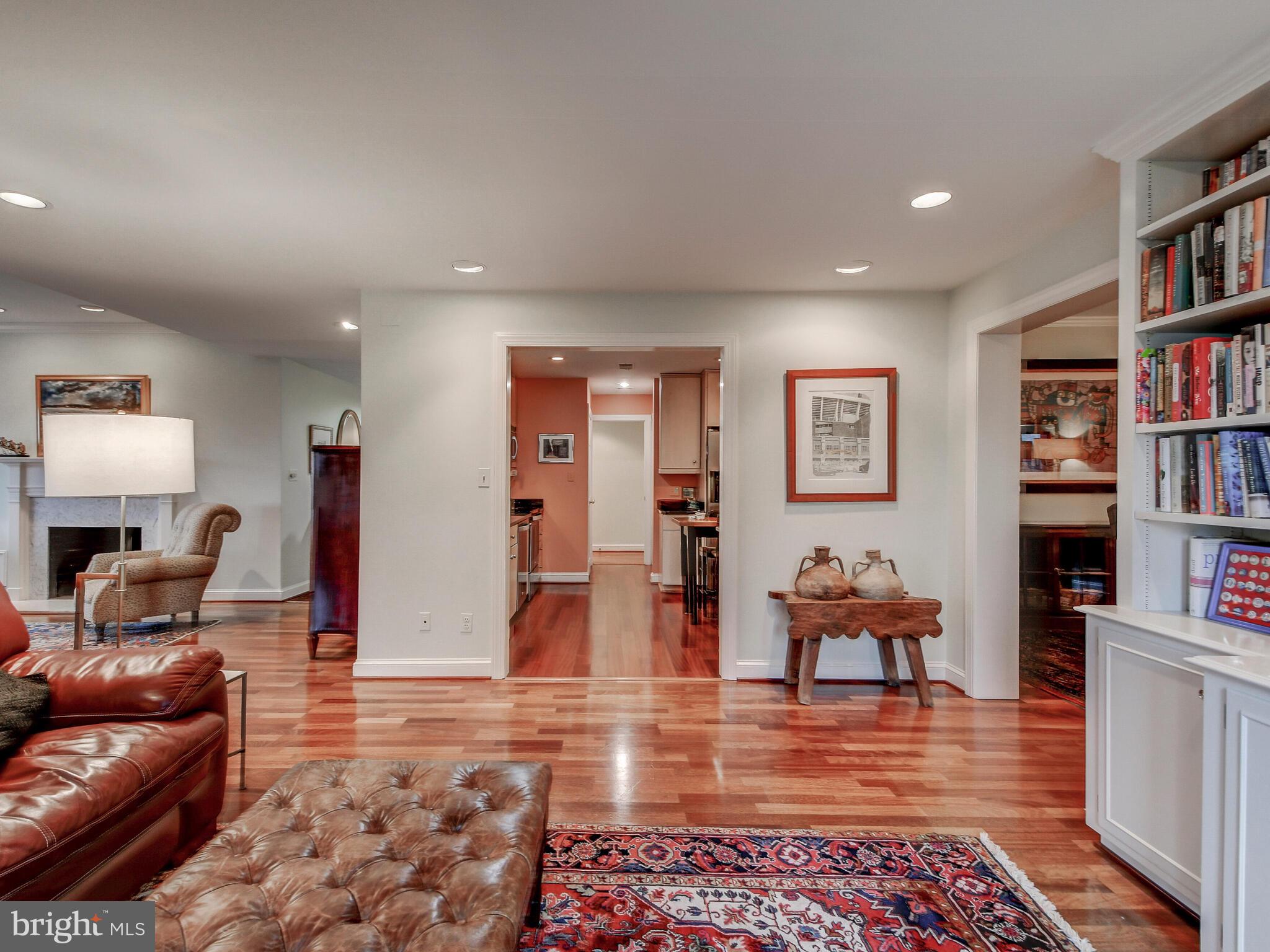 ROLAND PARK - Residential