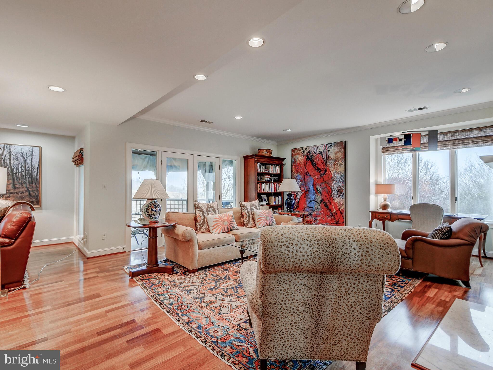 ROLAND PARK - Residential