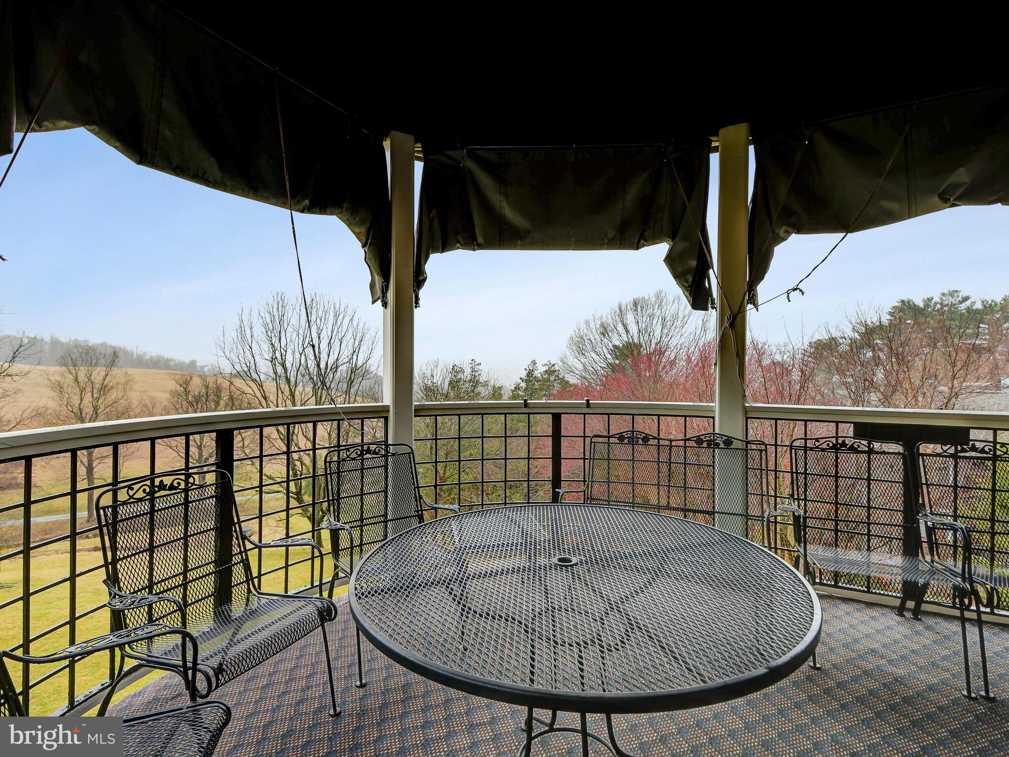 ROLAND PARK - Residential