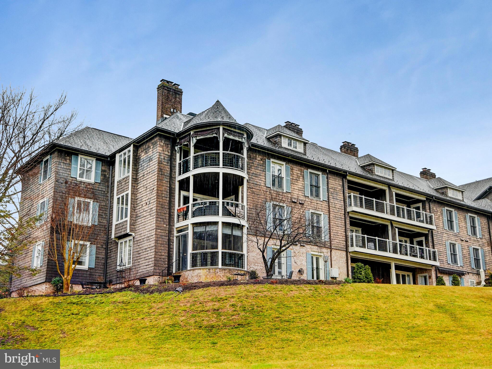 ROLAND PARK - Residential