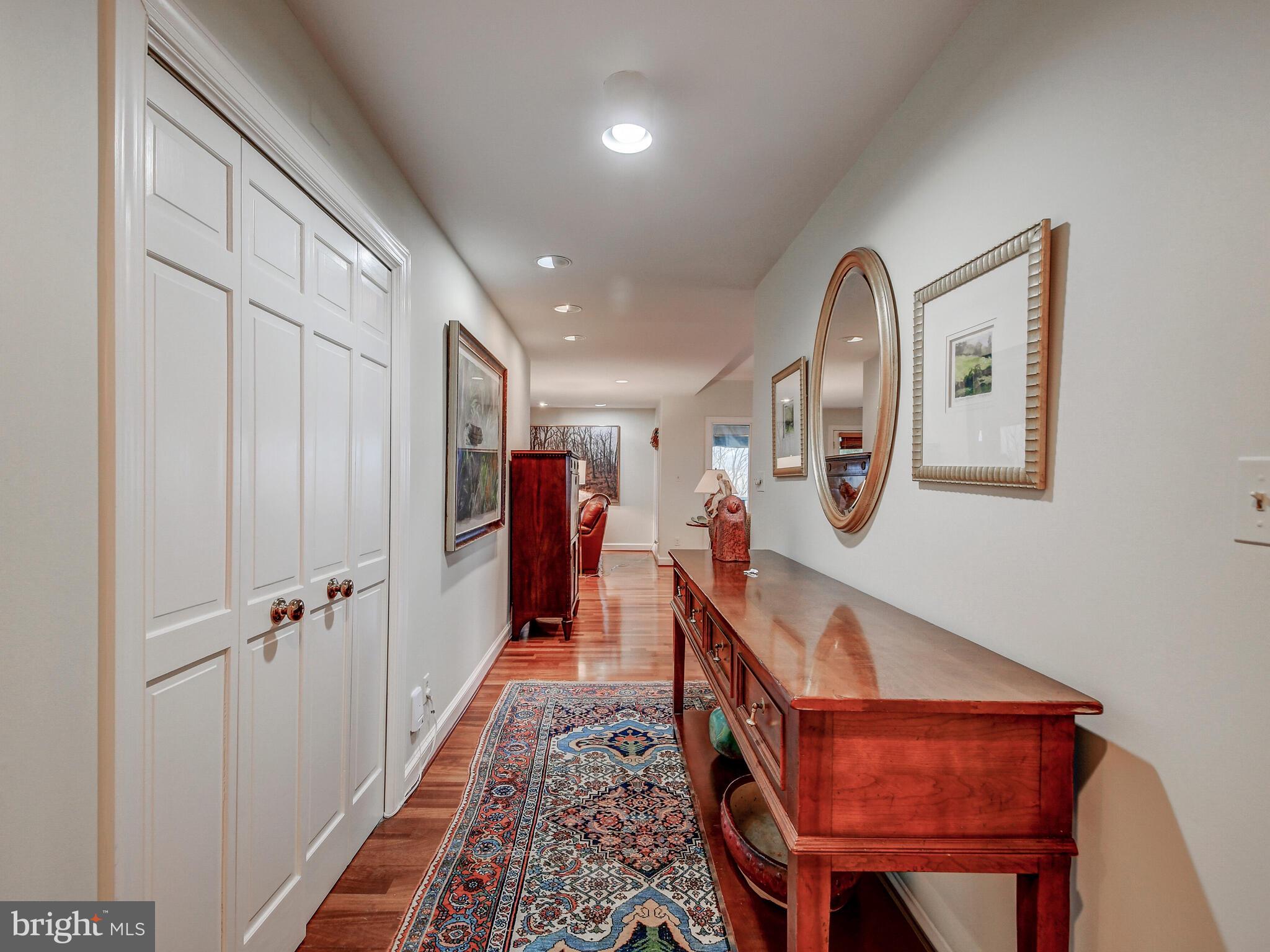 ROLAND PARK - Residential