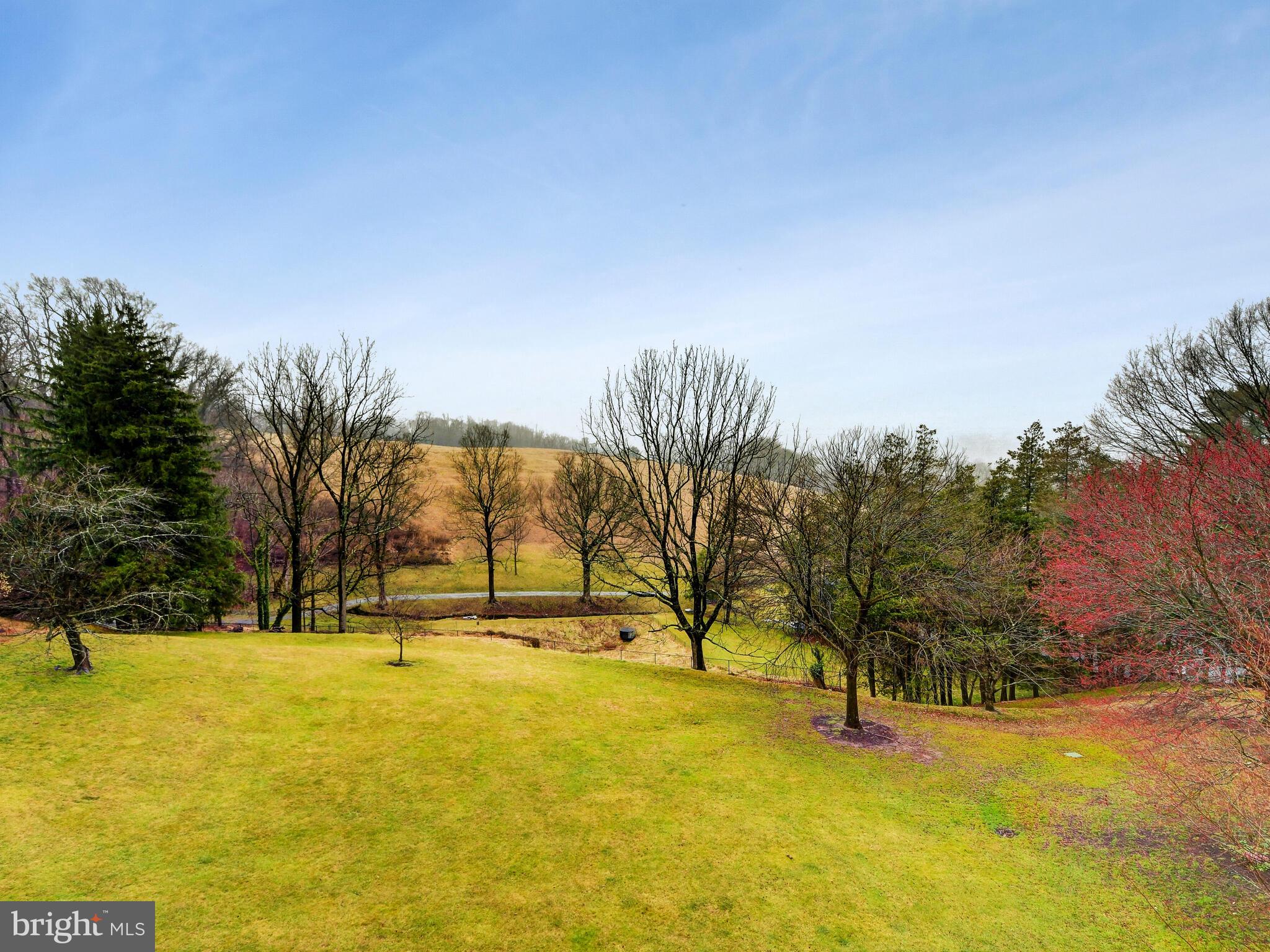 ROLAND PARK - Residential