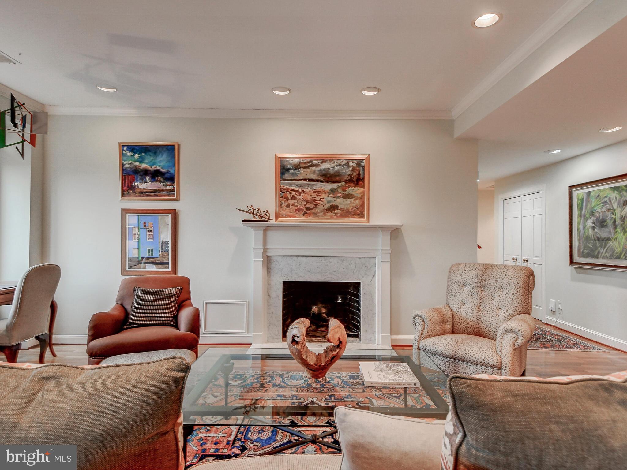 ROLAND PARK - Residential