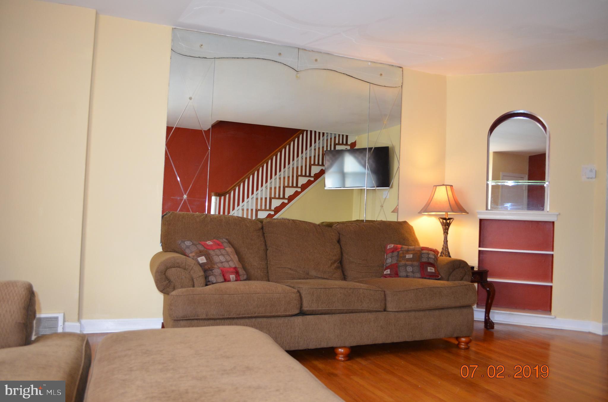 MAYFAIR - Residential