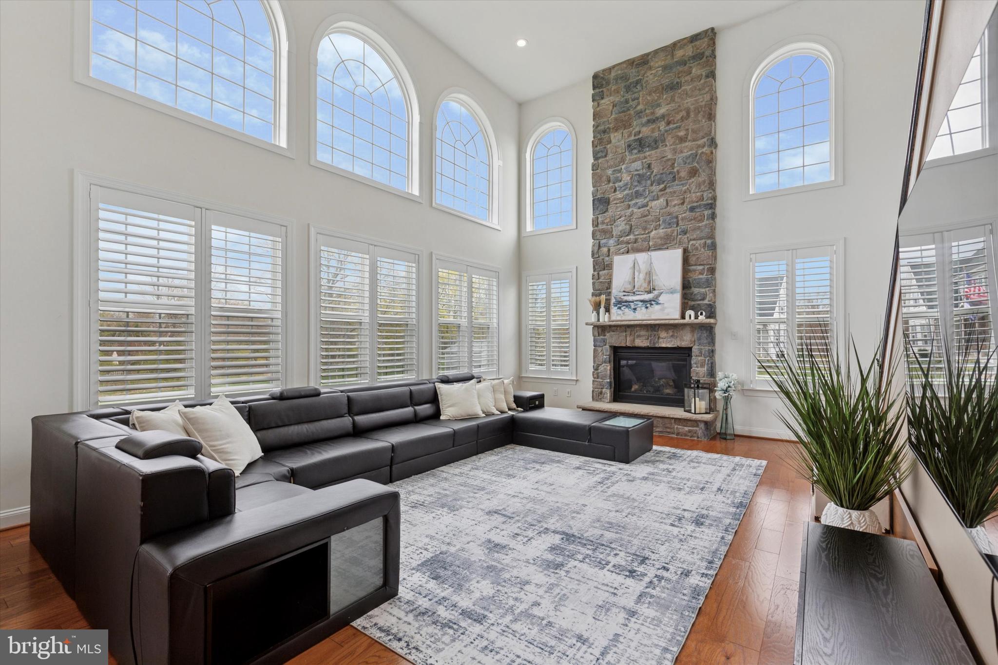 FOXTAIL FARM - Residential