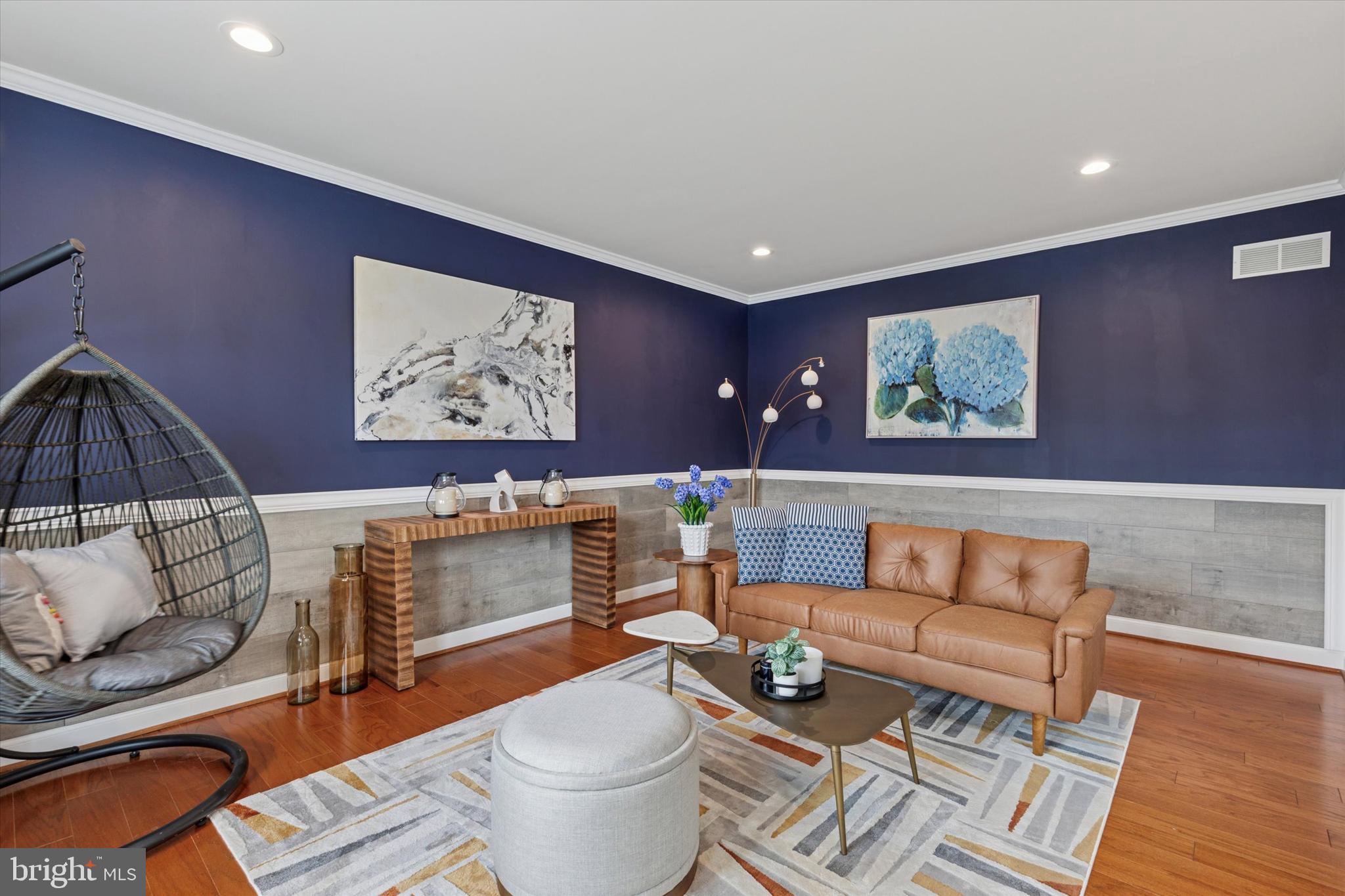 FOXTAIL FARM - Residential
