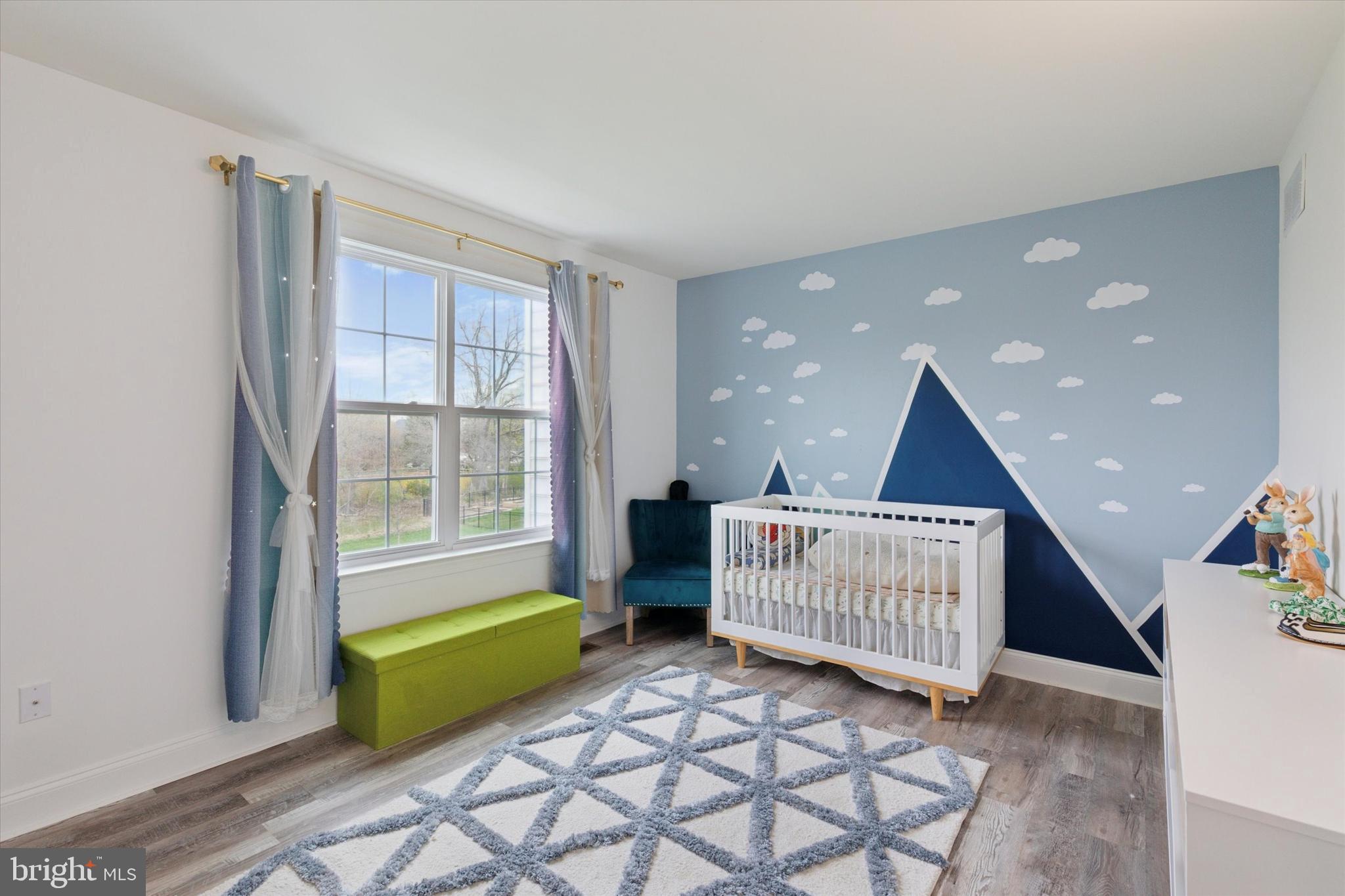 FOXTAIL FARM - Residential