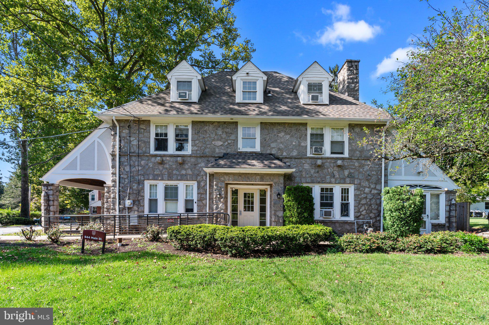Discover this unique property, previously utilized as a college dormitory, now available for sale. This spacious building offers a multitude of possibilities, whether you’re looking to restore it to a single-family home or explore other creative uses. The home has 14 rooms - ample space for large families, a kitchen area, a washer and dryer area, and 3 bathrooms. A shared parking lot which is located at the back of the property, providing ample parking space.
**This home is currently zoned as R-2. Potential Uses: Single-family home, multi-generational family home, or twin duplex. For conversion to apartments or mixed-use (commercial and residential), buyers will need to consult with Collegeville Borough for re-zoning and/or variances.**
This property is a blank canvas, waiting for your vision to bring it to life. Whether you’re an investor, developer, or looking for a spacious home, this property offers endless potential. Don’t miss out on this rare opportunity in the heart of Collegeville!