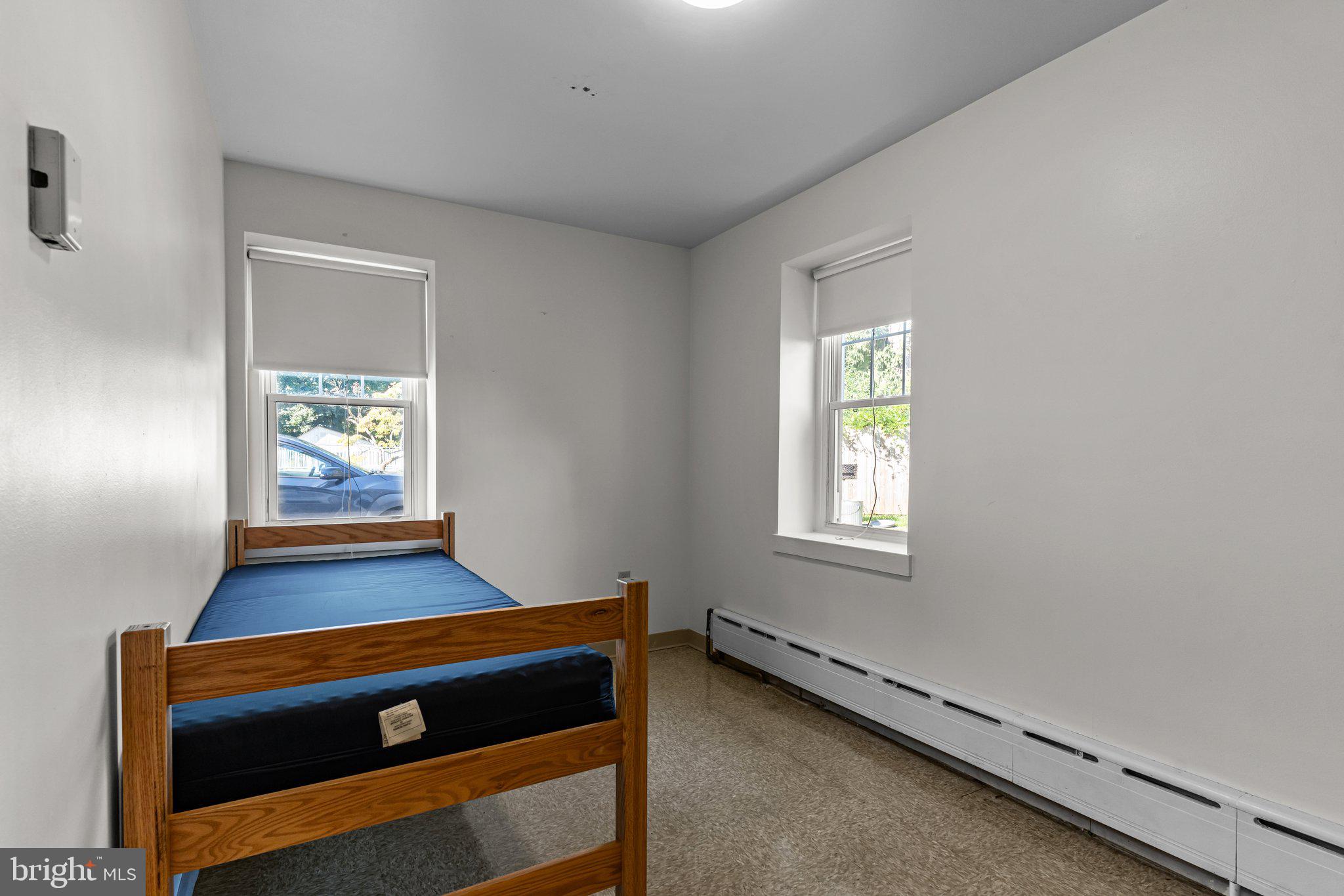 944 E MAIN STREET