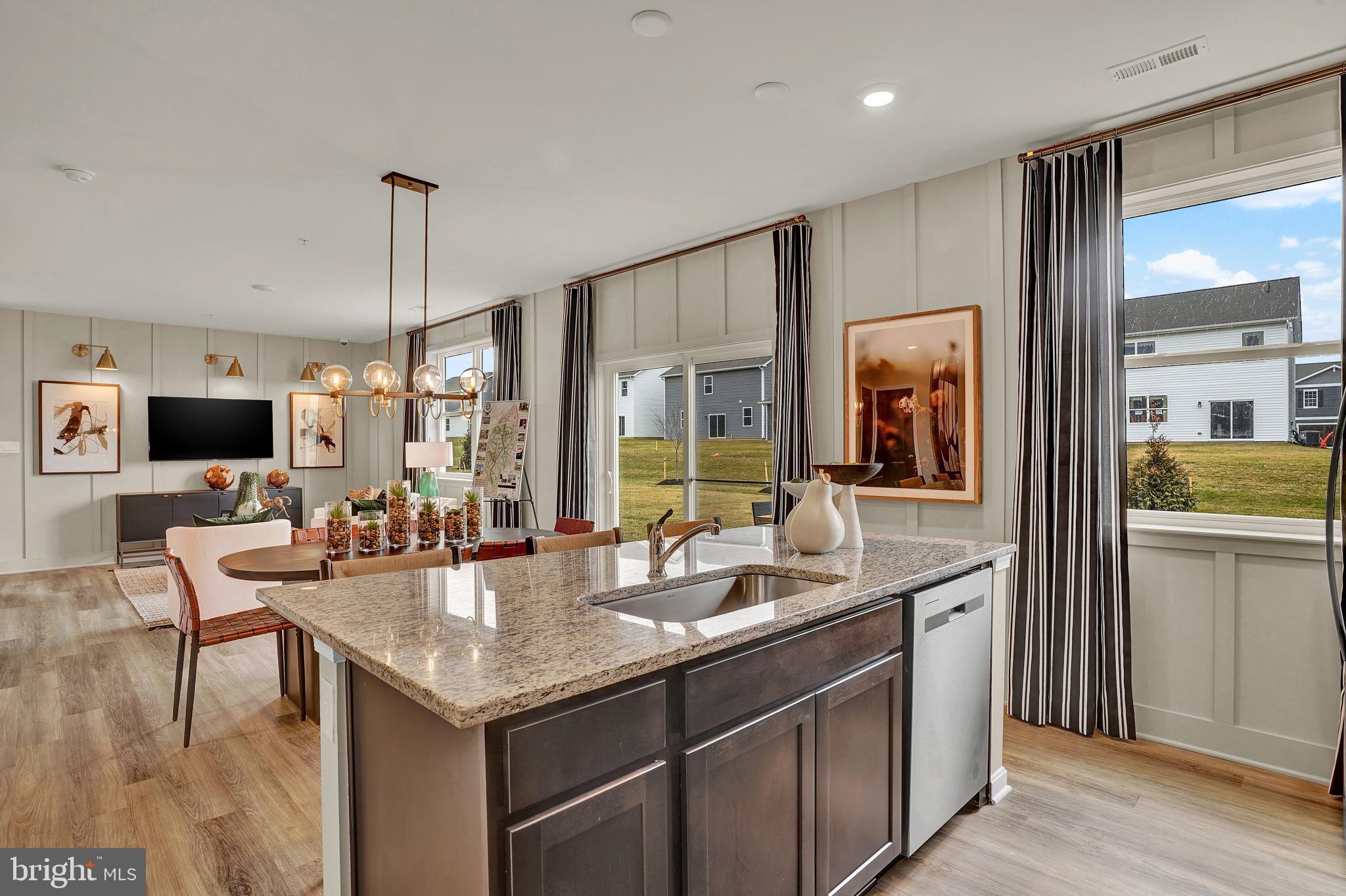 RED HILL - Residential