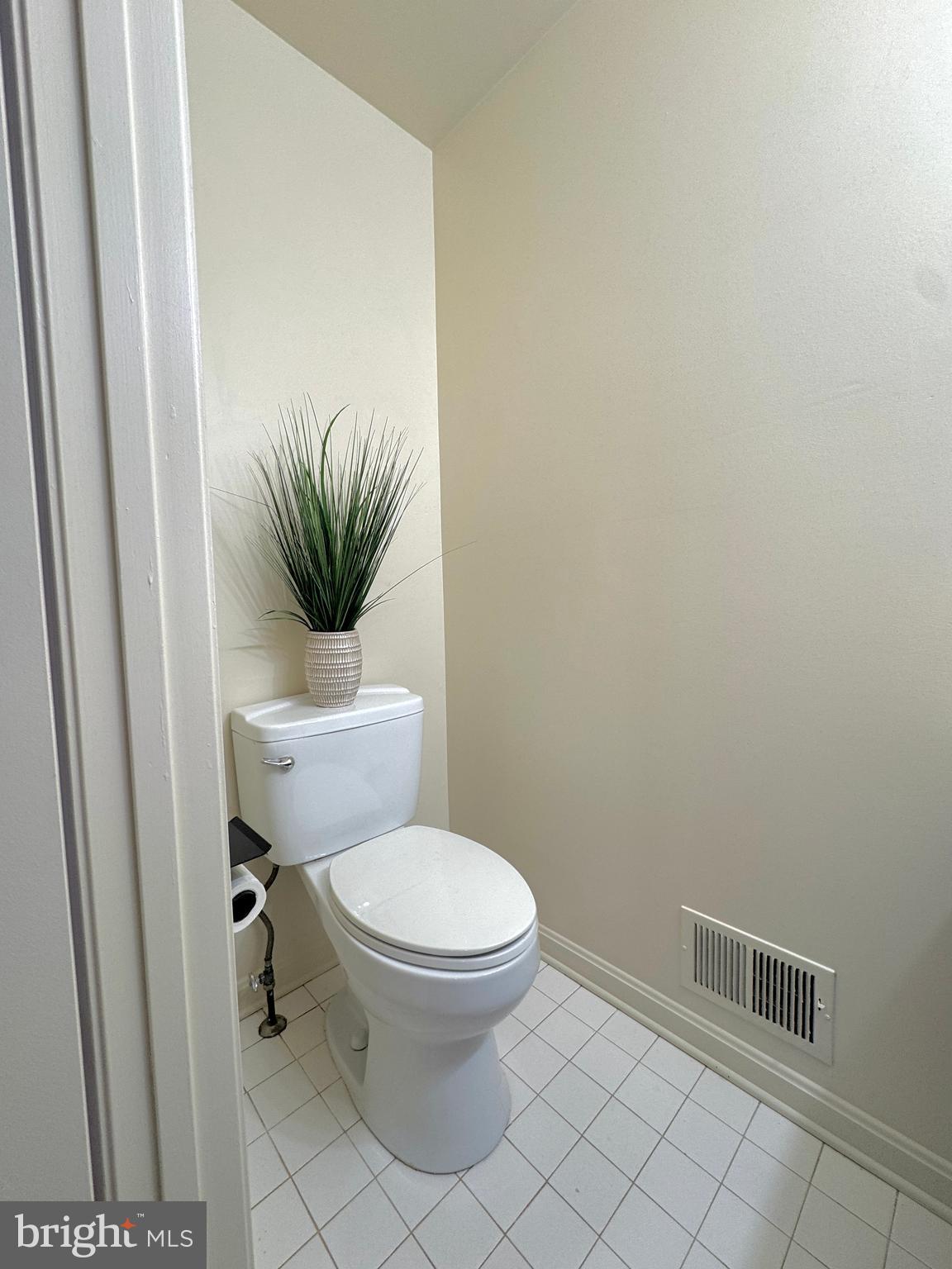 12200 BRITTANIA CIRCLE