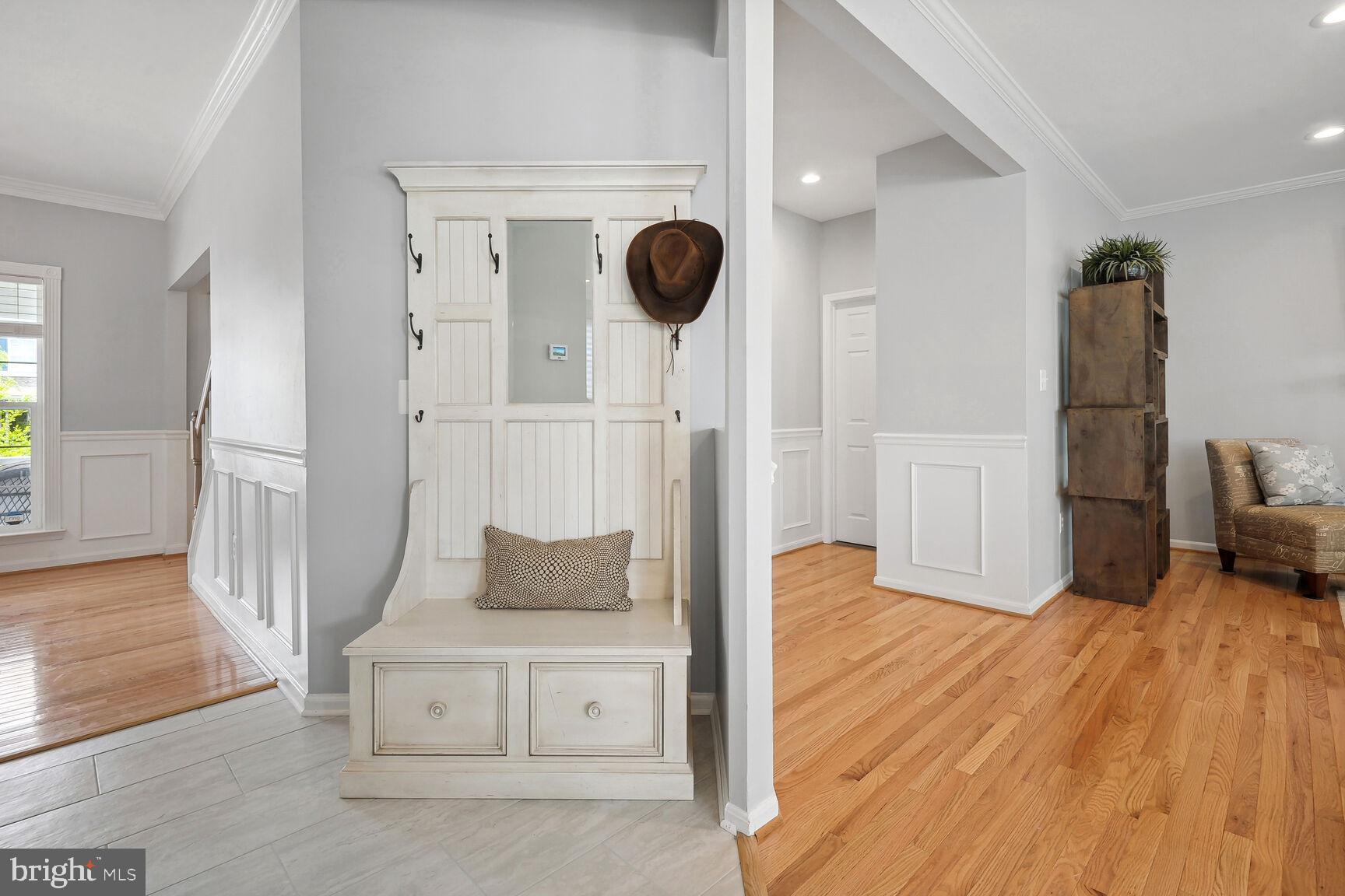 BELMONT FOREST - Residential