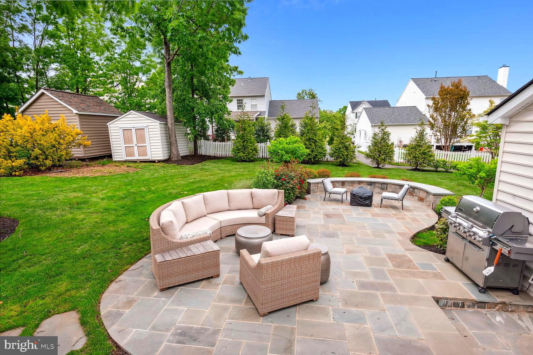 BELMONT FOREST - Residential