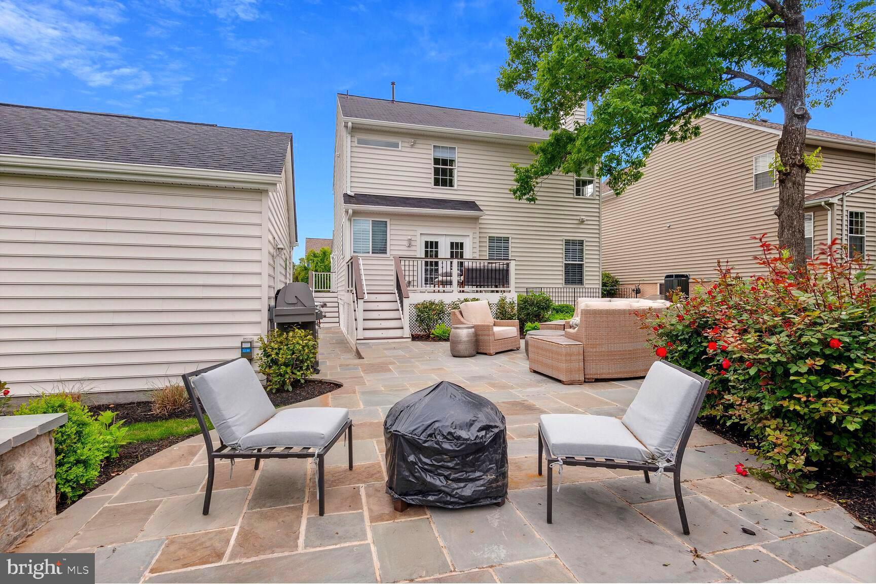 BELMONT FOREST - Residential