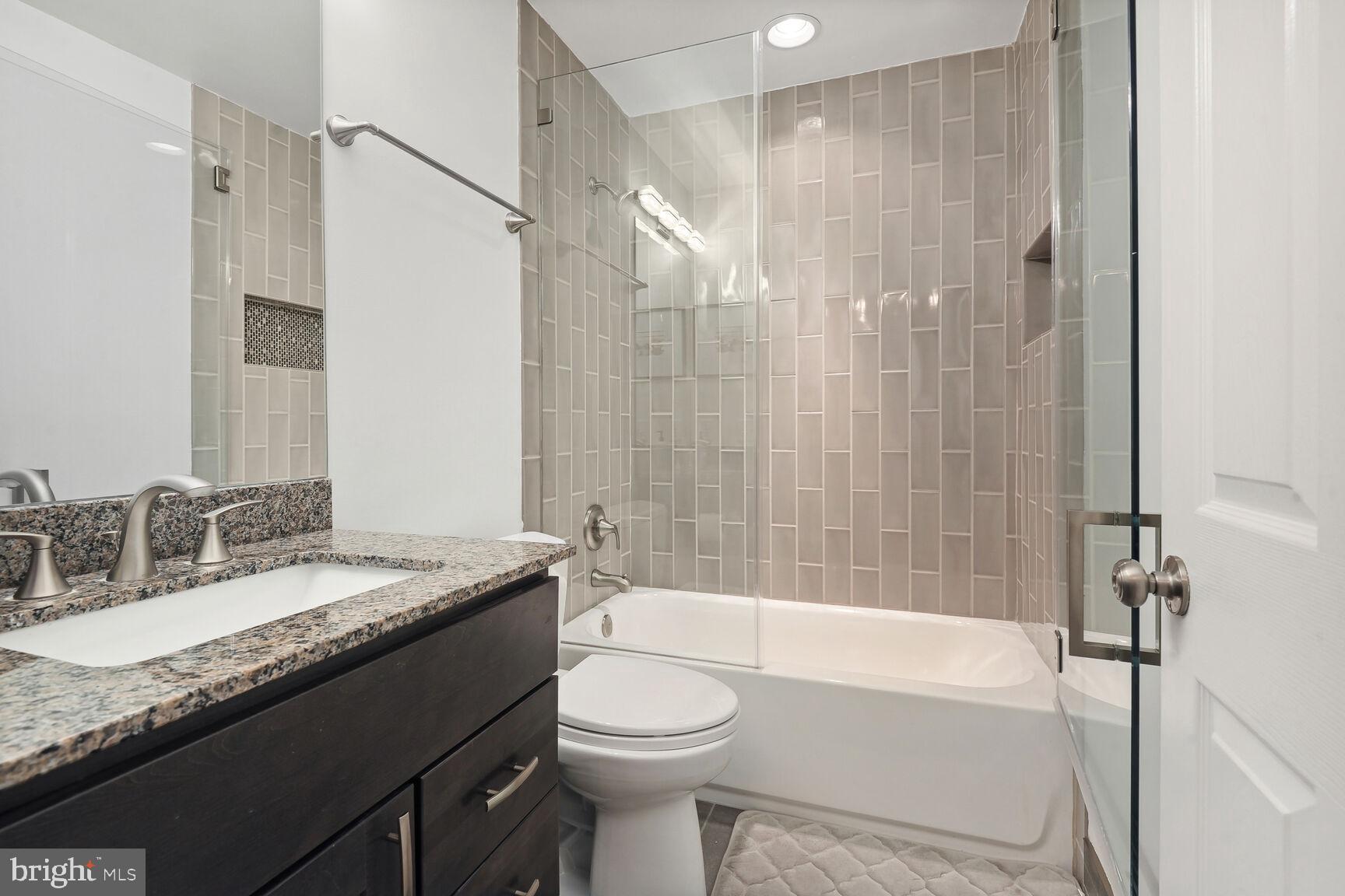 BELMONT FOREST - Residential