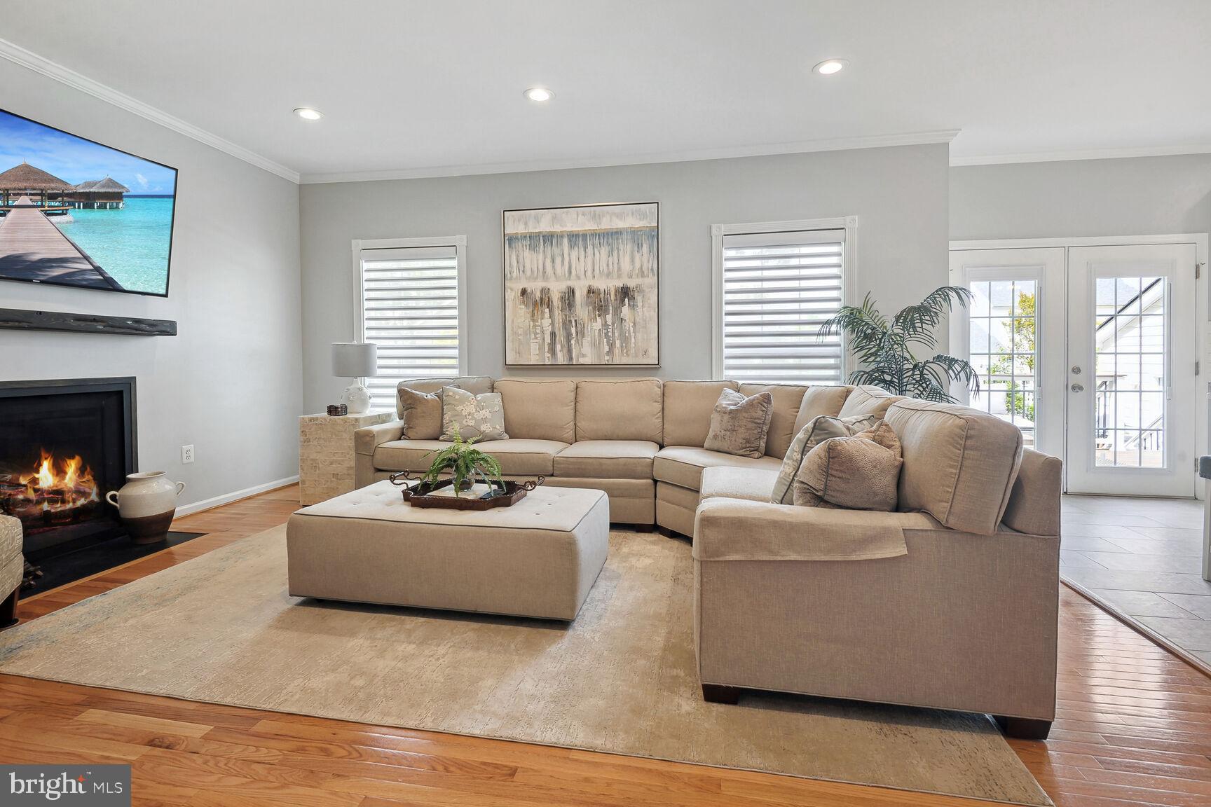 BELMONT FOREST - Residential