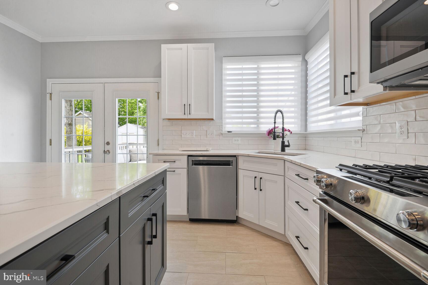 BELMONT FOREST - Residential