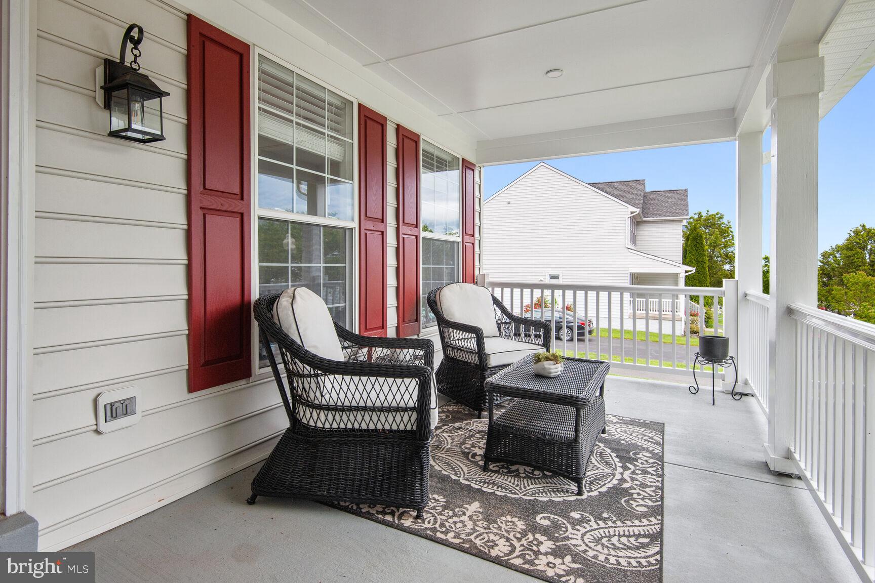 BELMONT FOREST - Residential