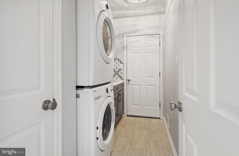 BELMONT FOREST - Residential