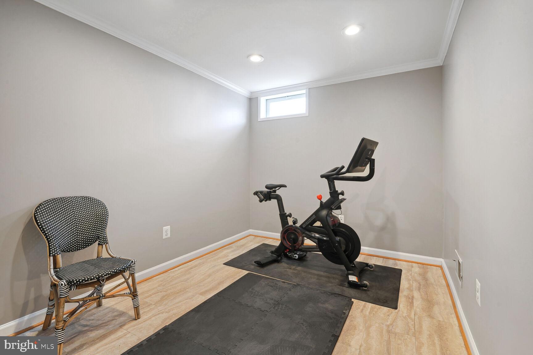 BELMONT FOREST - Residential