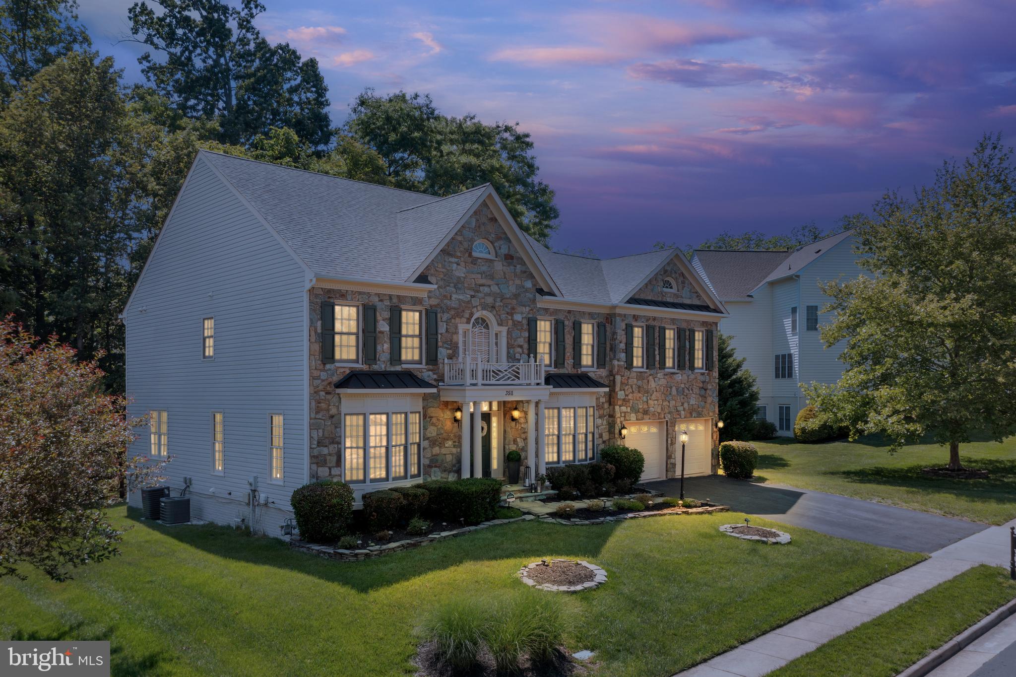 STONEWALL MANOR - Residential