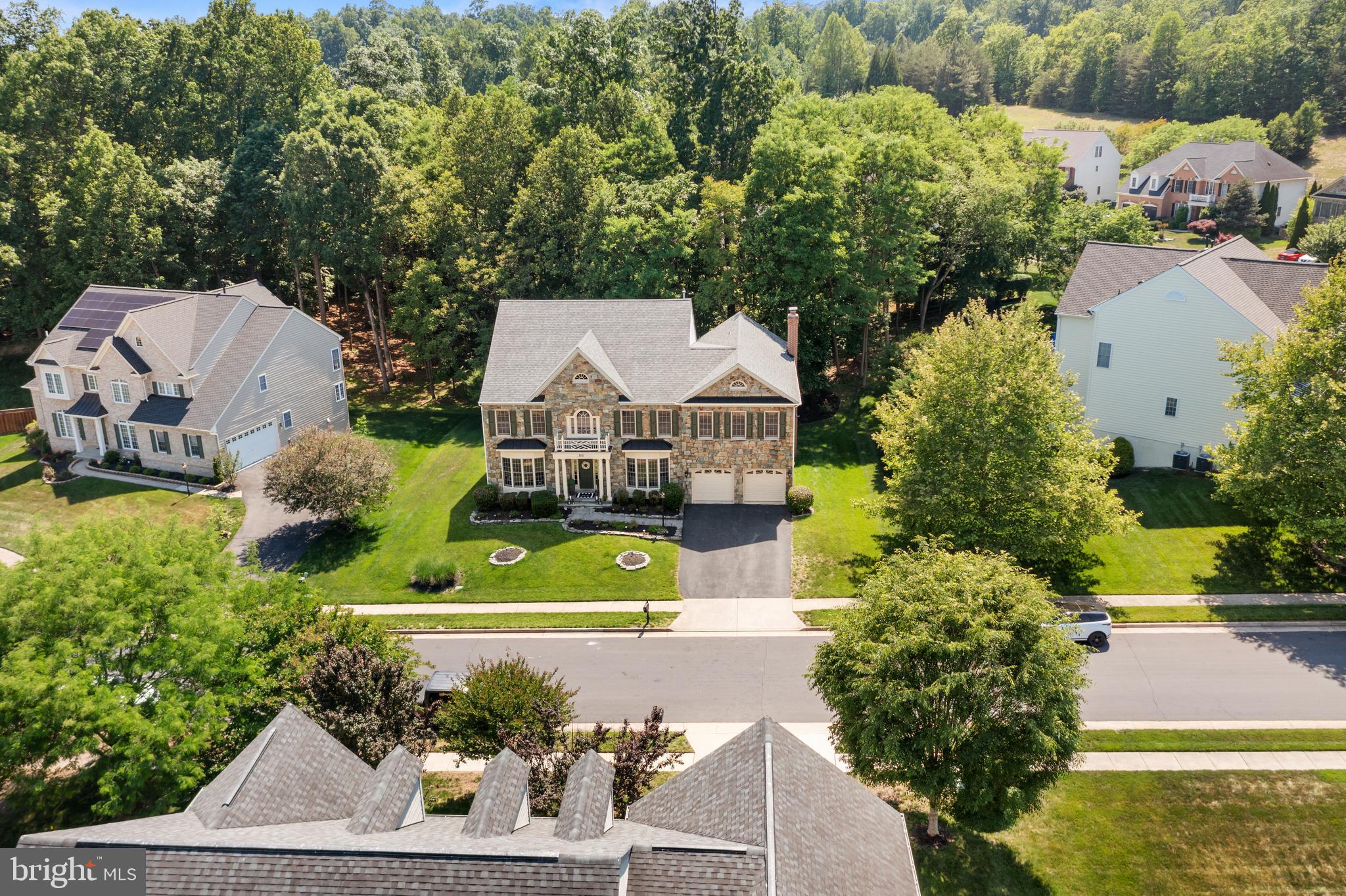 STONEWALL MANOR - Residential