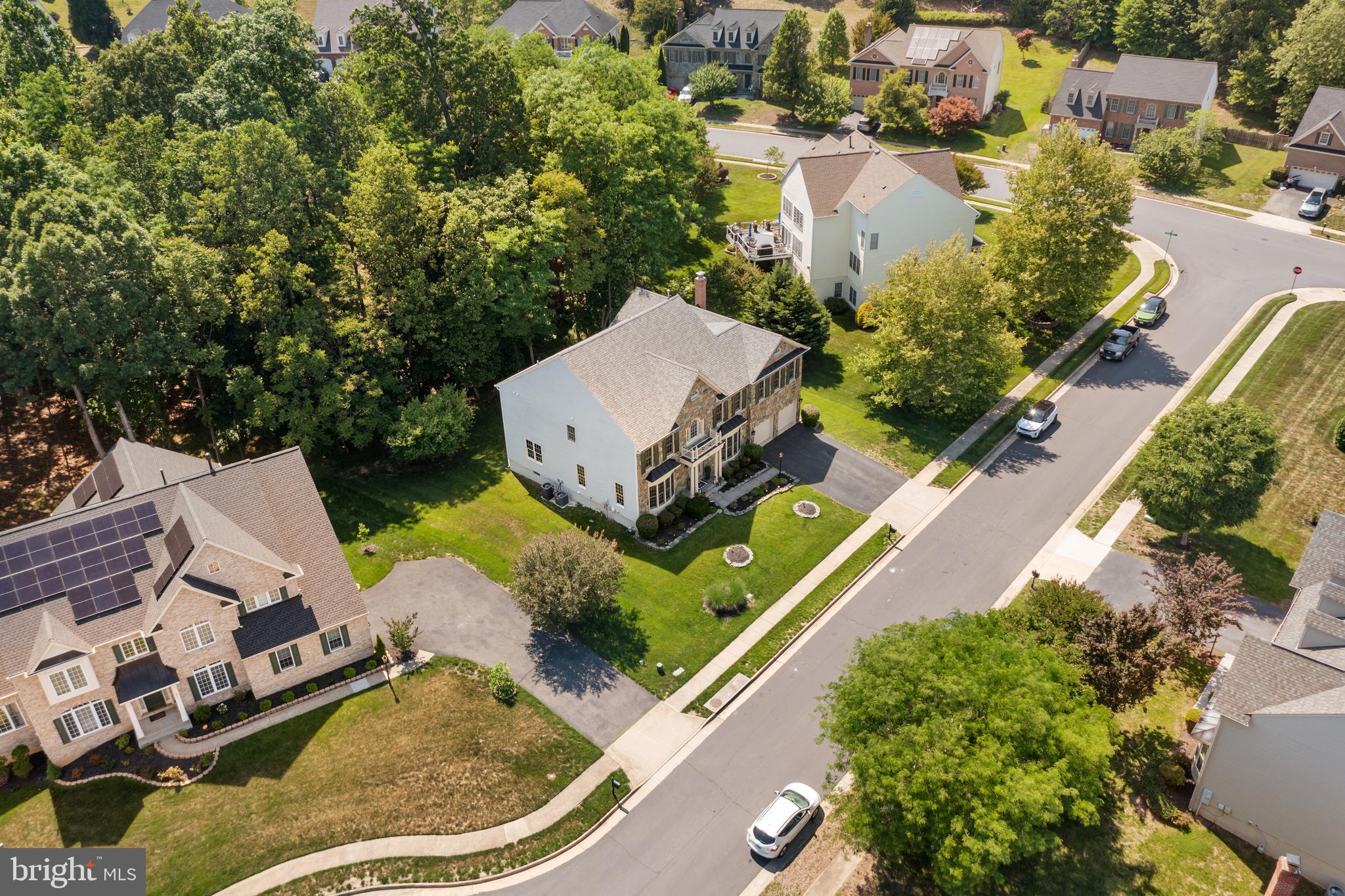 STONEWALL MANOR - Residential