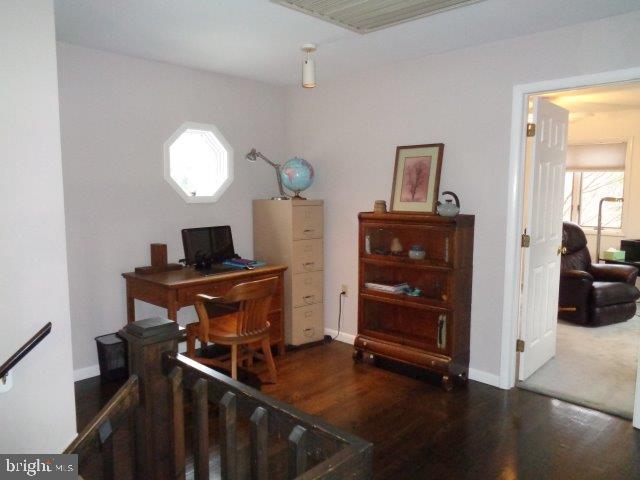 YELLOW BREECHES - Residential