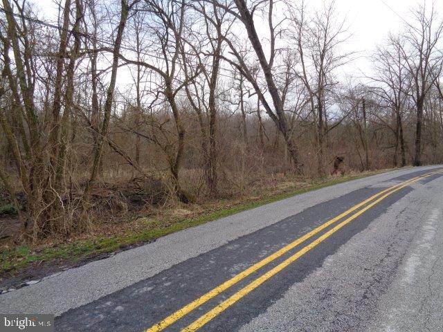 YELLOW BREECHES - Residential