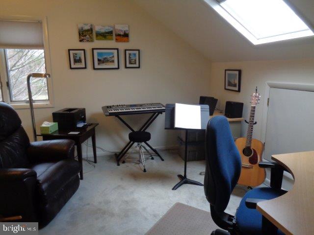 YELLOW BREECHES - Residential