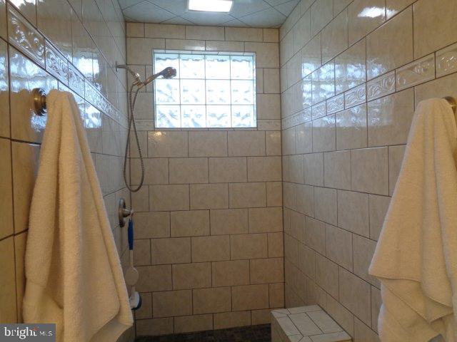 YELLOW BREECHES - Residential