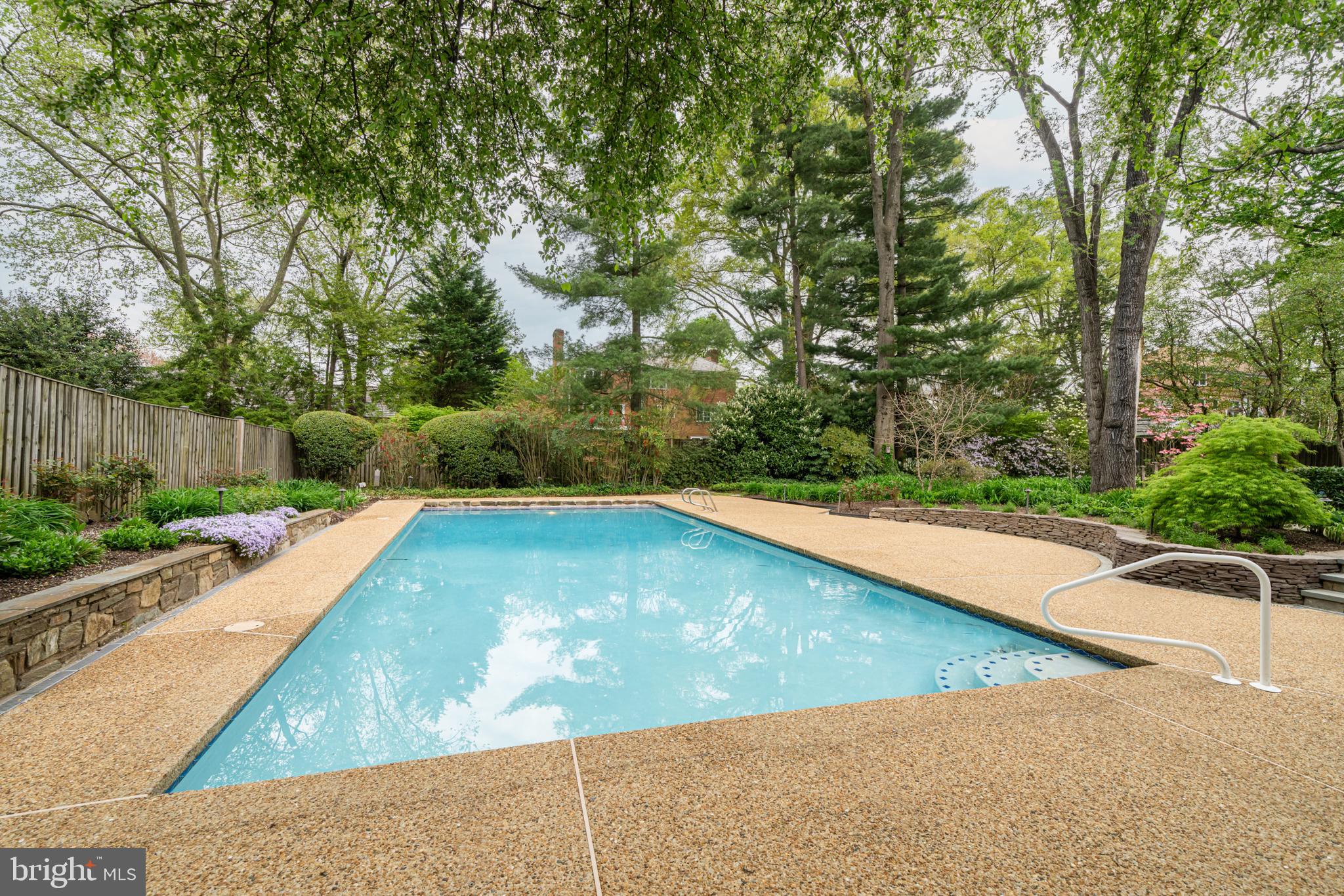 EVERMAY - Residential